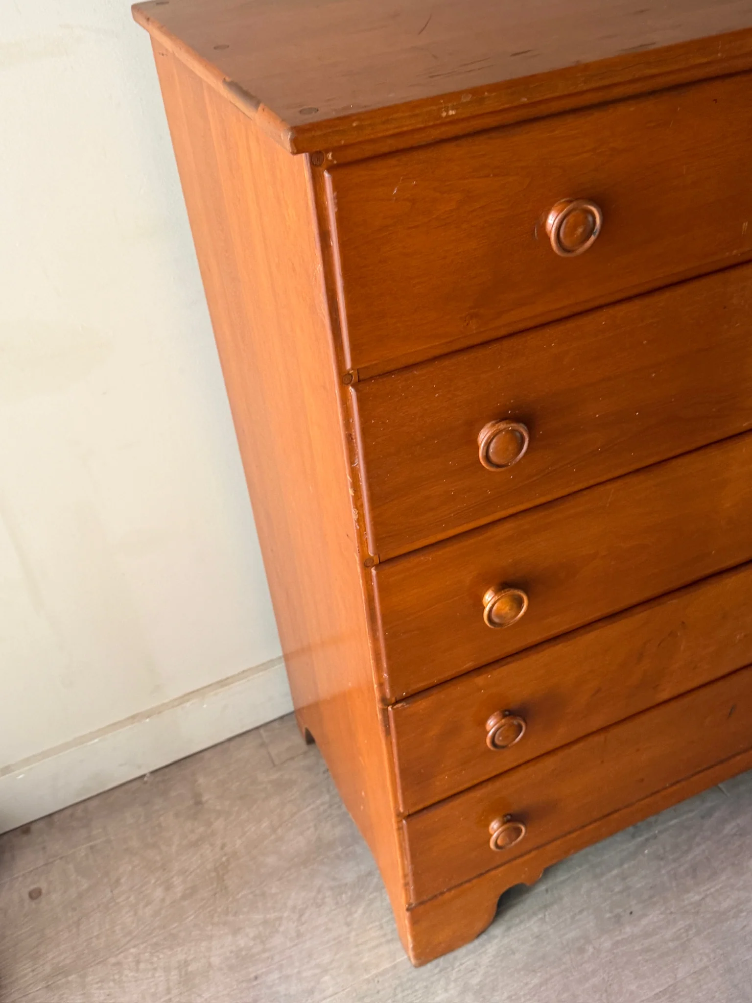 Ethan Allen maple dresser - Image 3