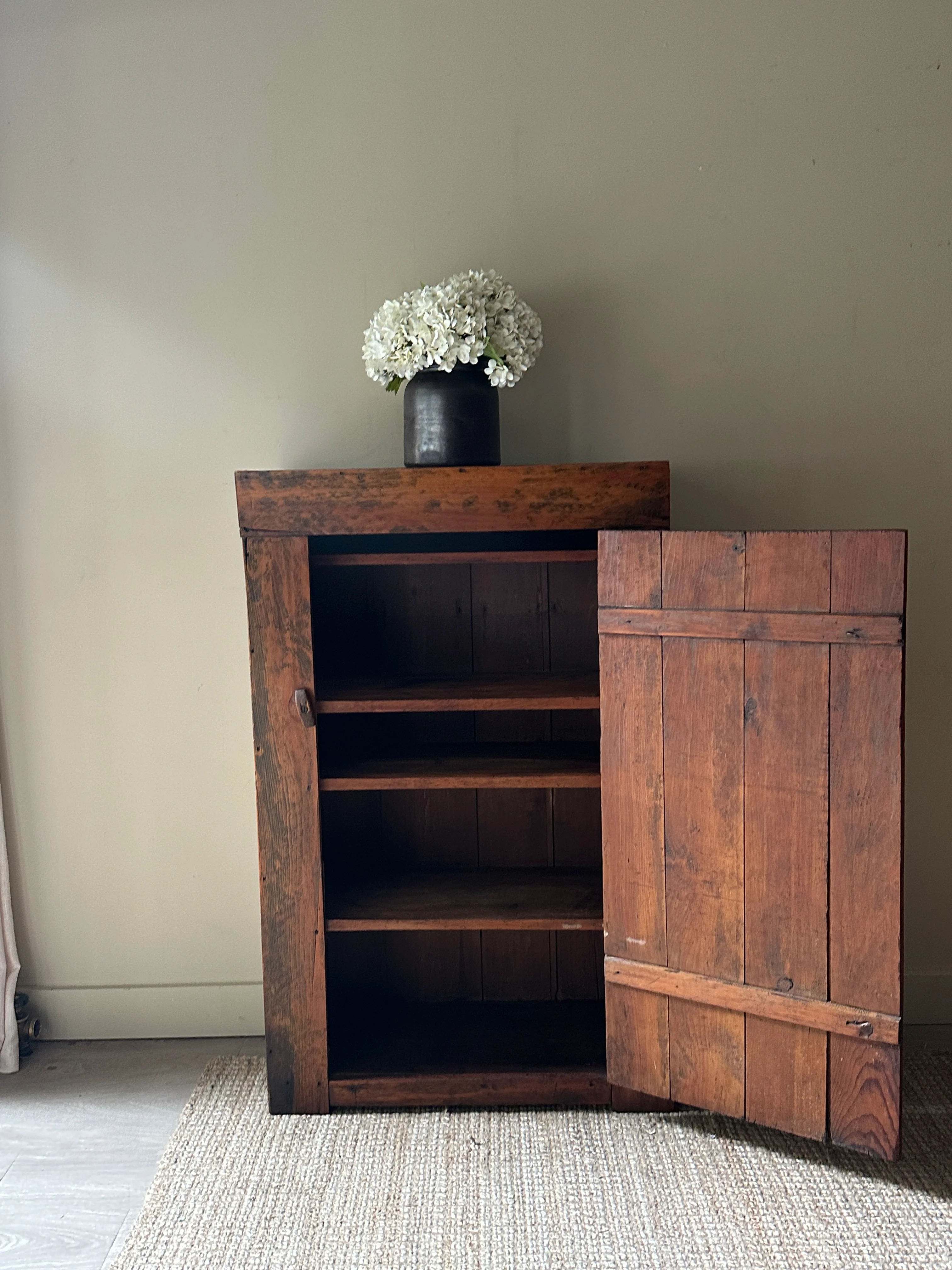 Farmhouse cabinet - Image 4