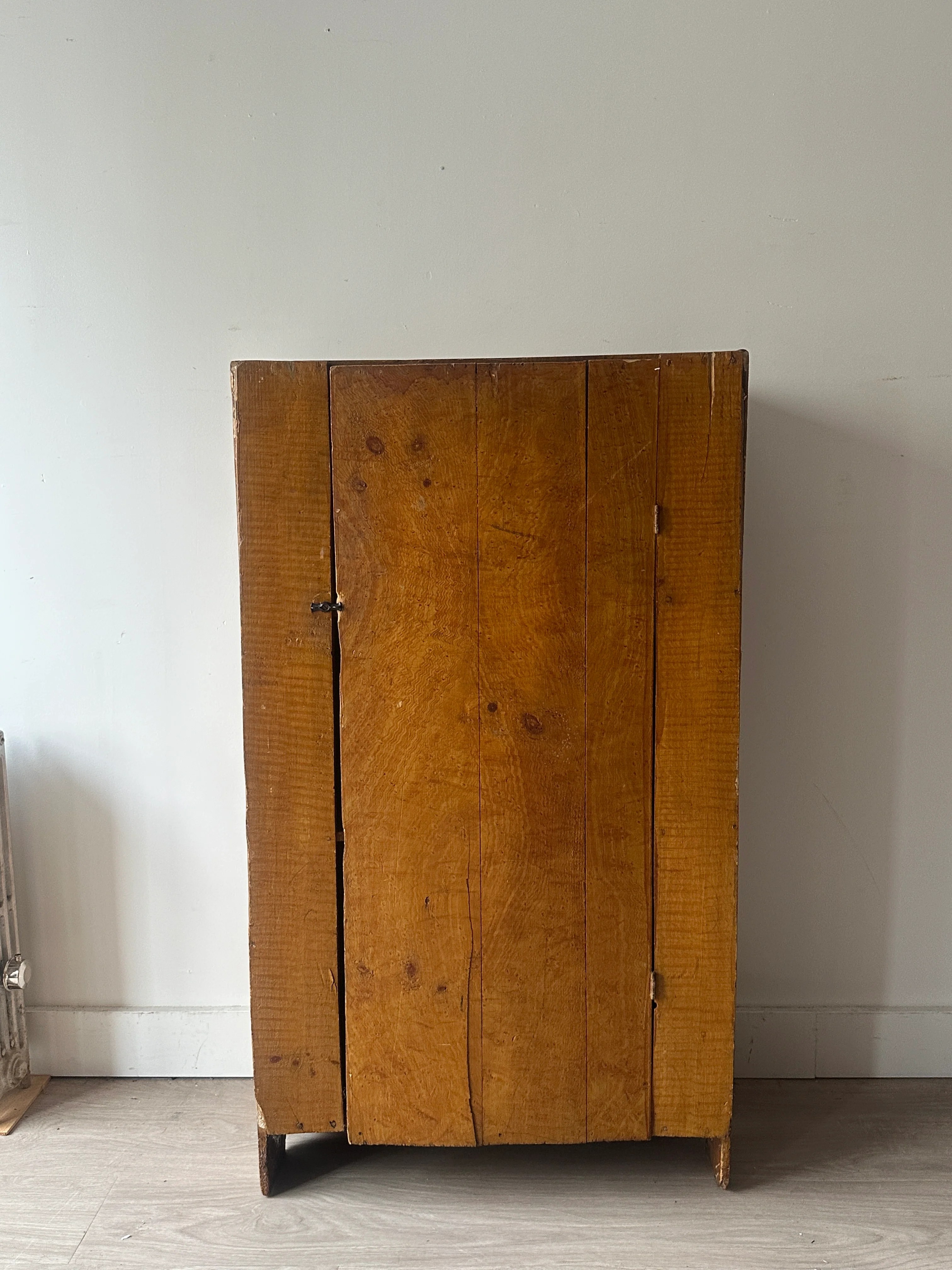 Farmhouse cabinet - Image 5
