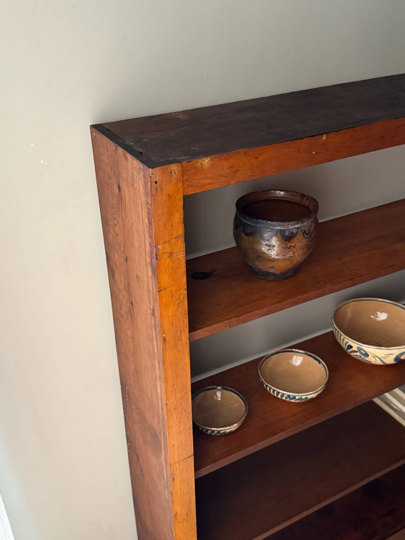 Farmhouse pine shelf - Image 2