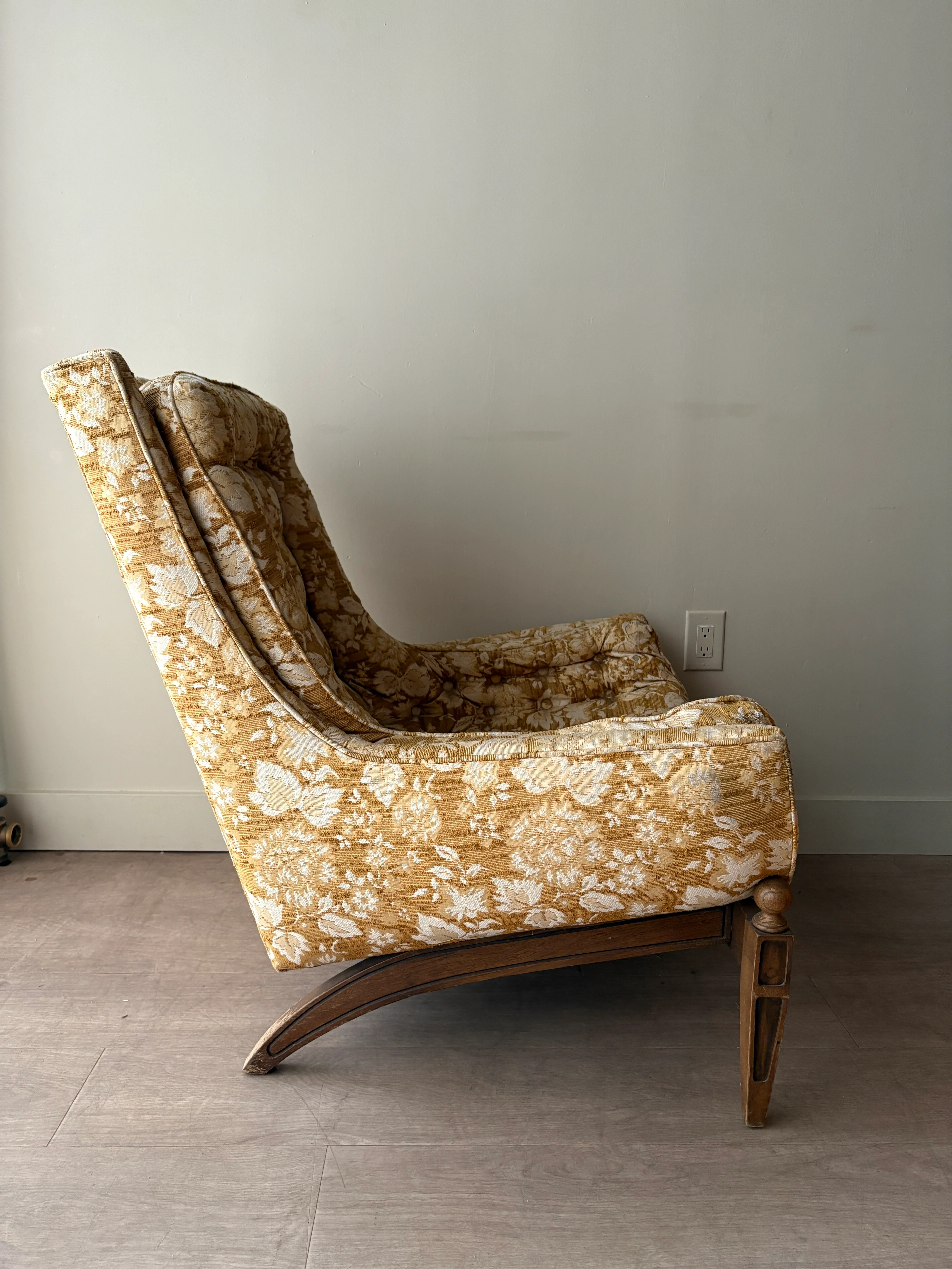Floral upholstered directoire lounge chair - Image 5
