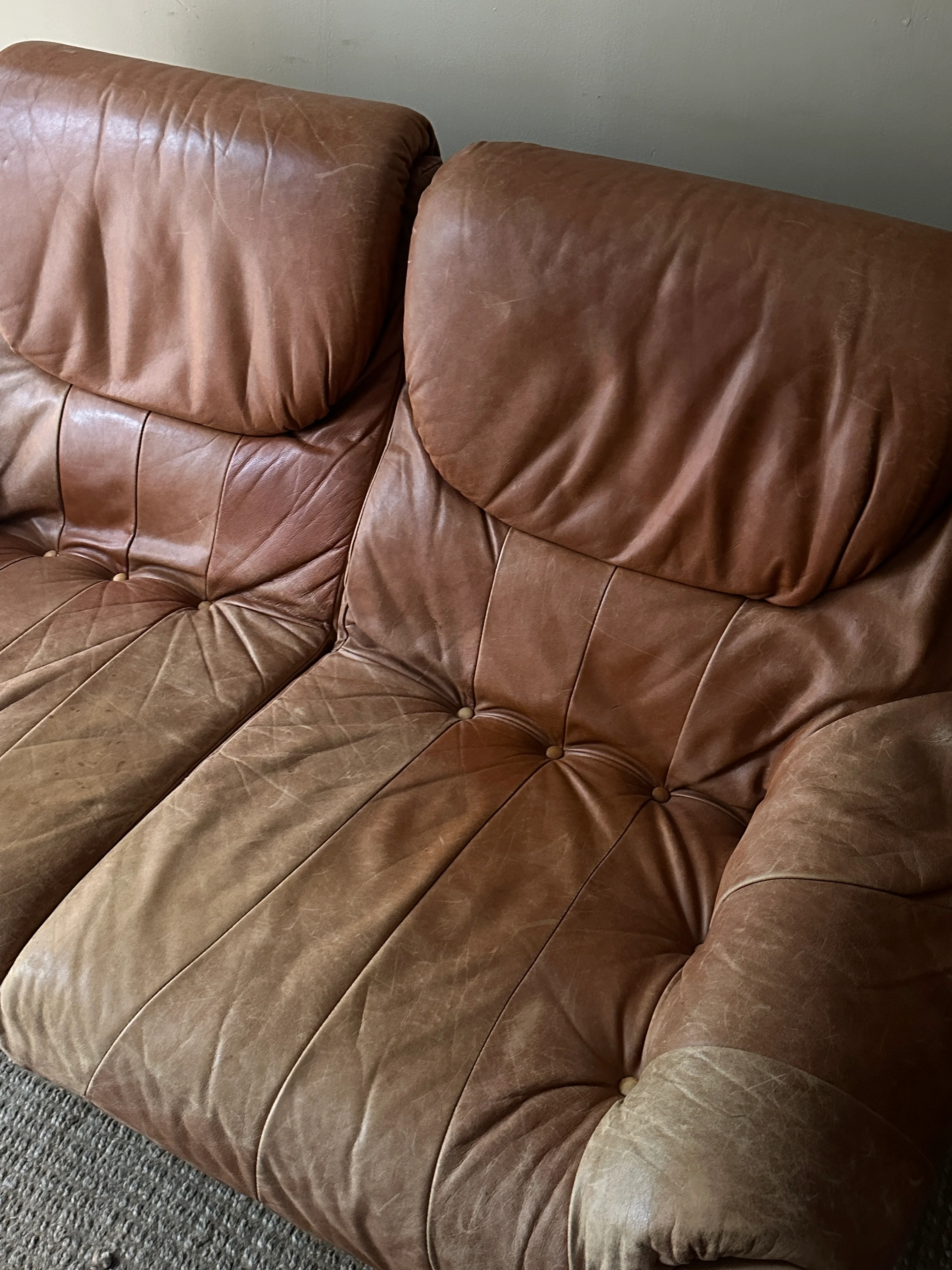 French leather and pine sofa - Image 4