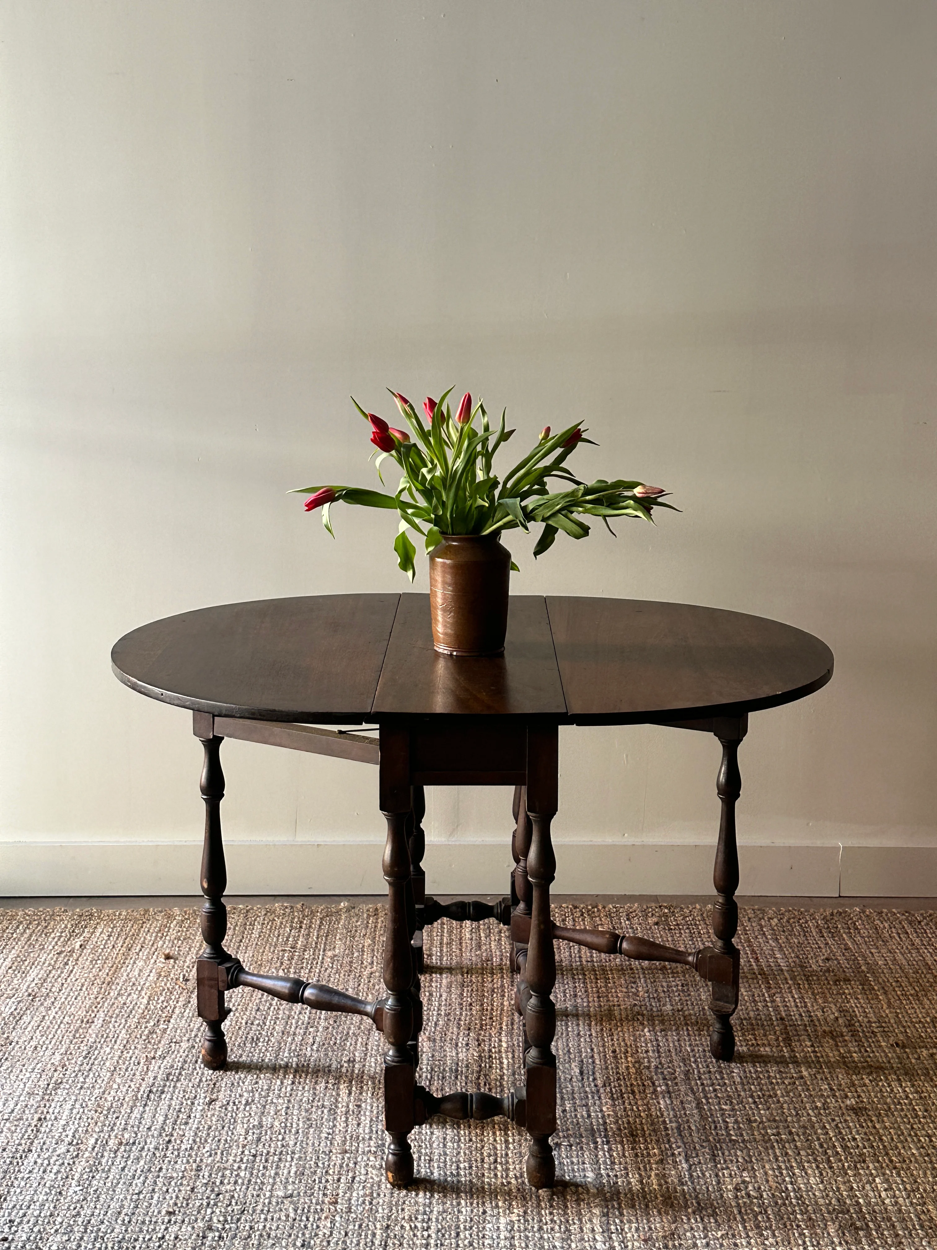 Gateleg dining table - Image 5