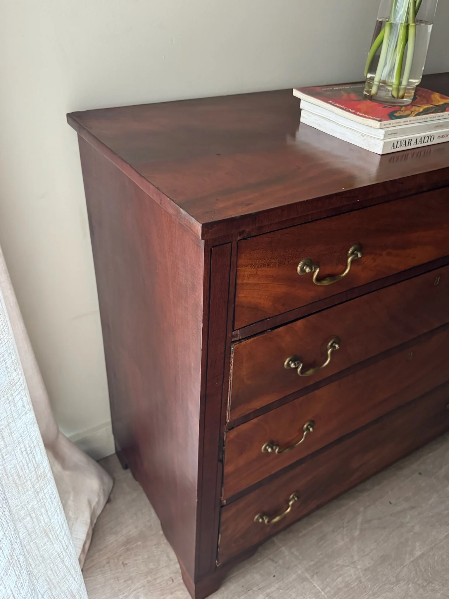 Georgian Mahogany dresser - Image 2