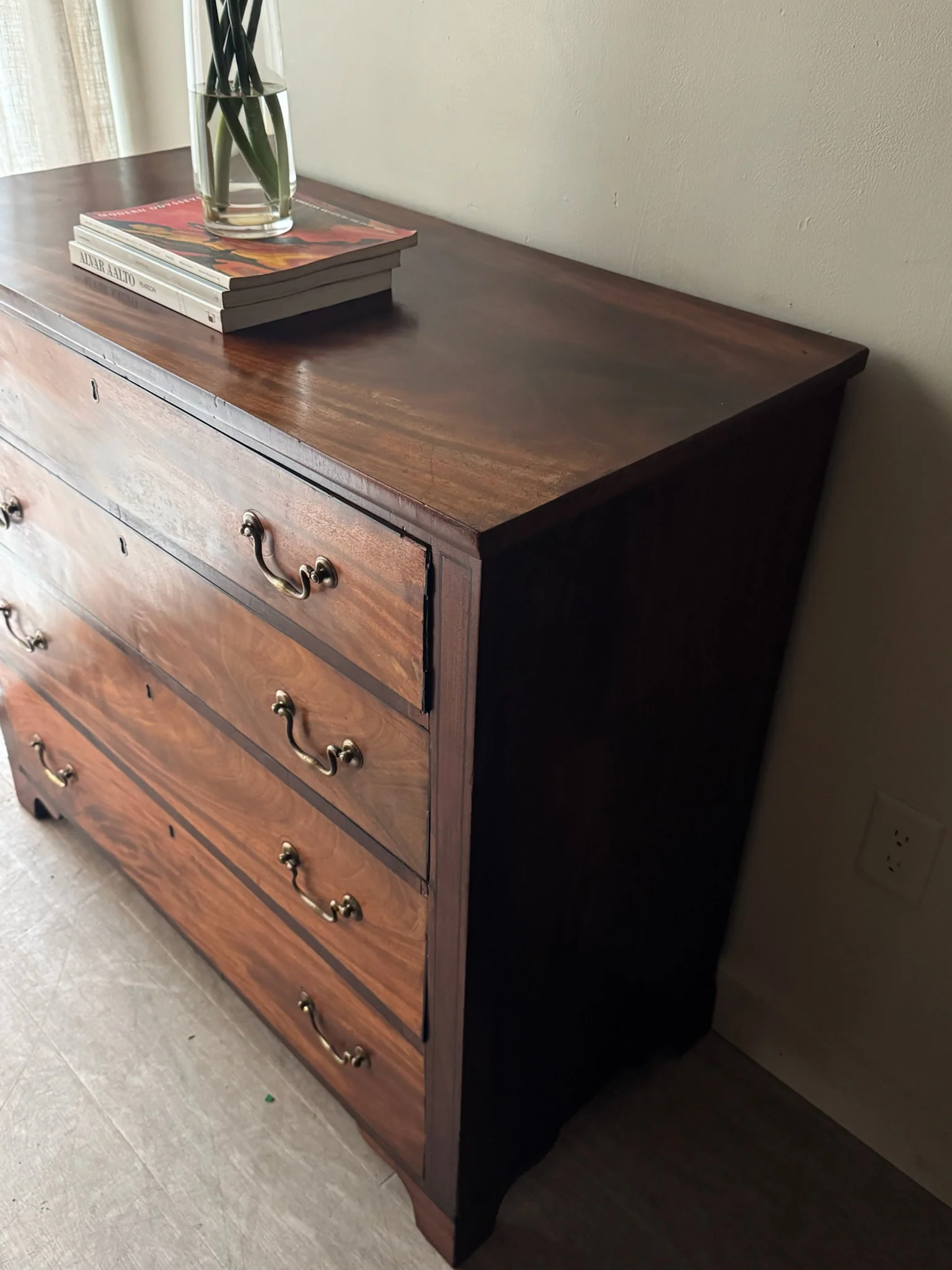 Georgian Mahogany dresser - Image 3