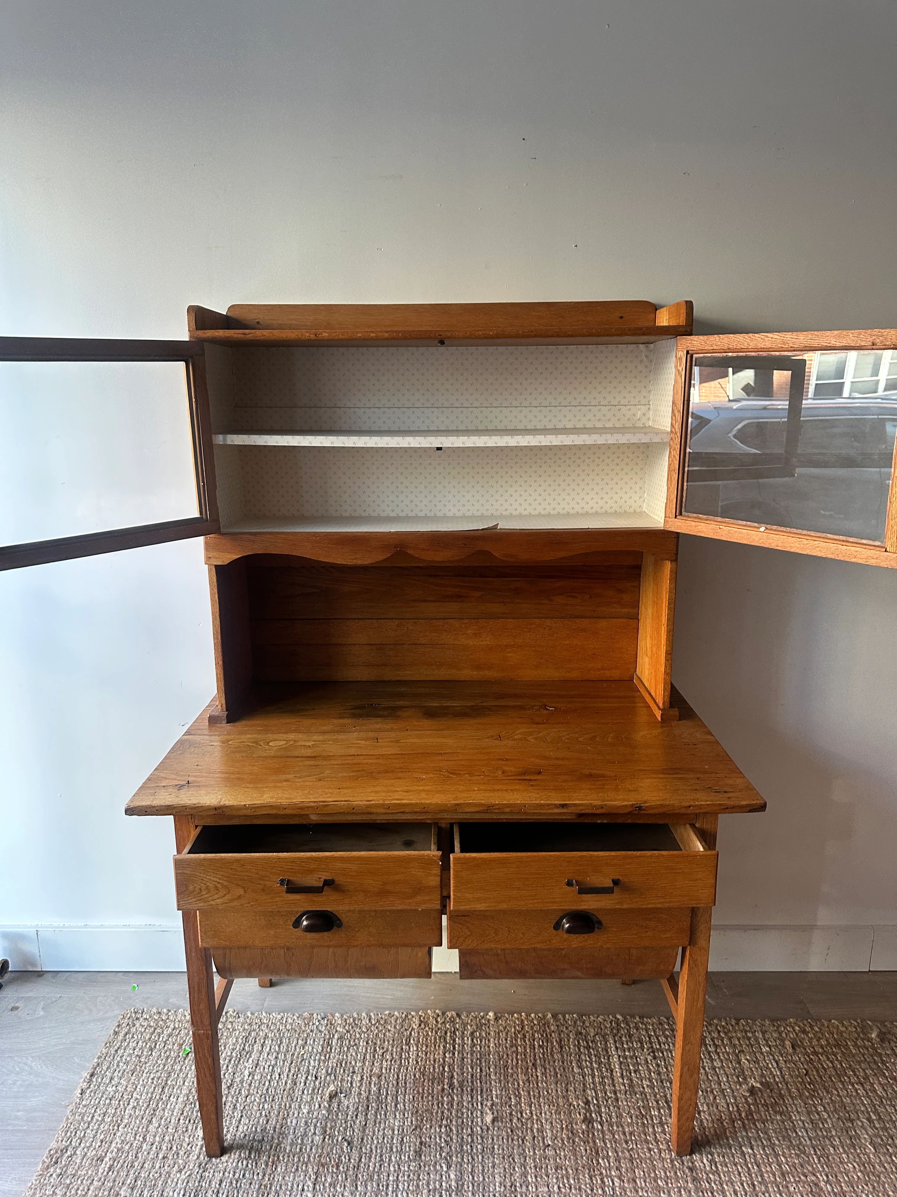 Golden oak bakers hutch - Image 7