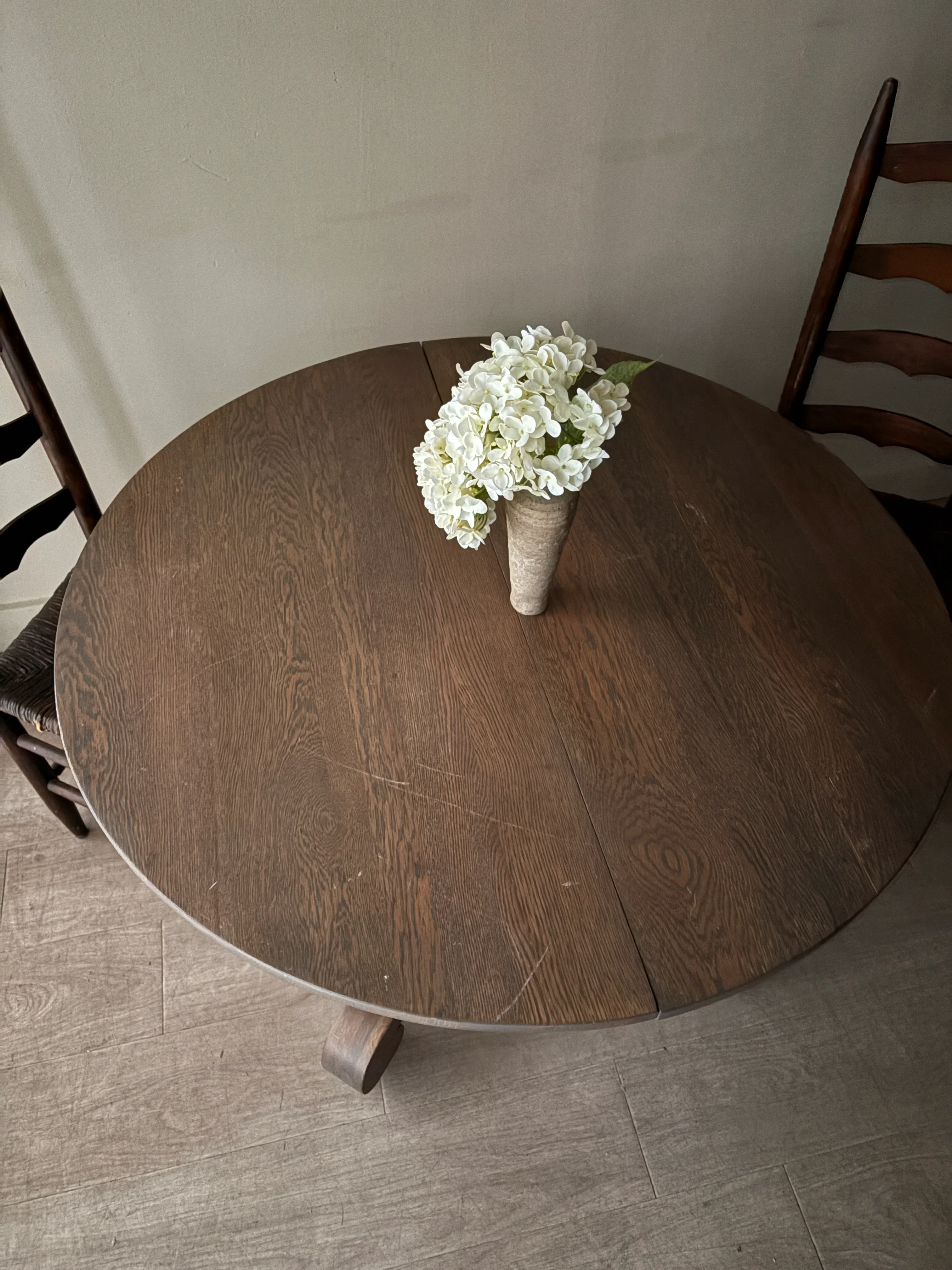 Golden oak dining table with extensions - Image 2