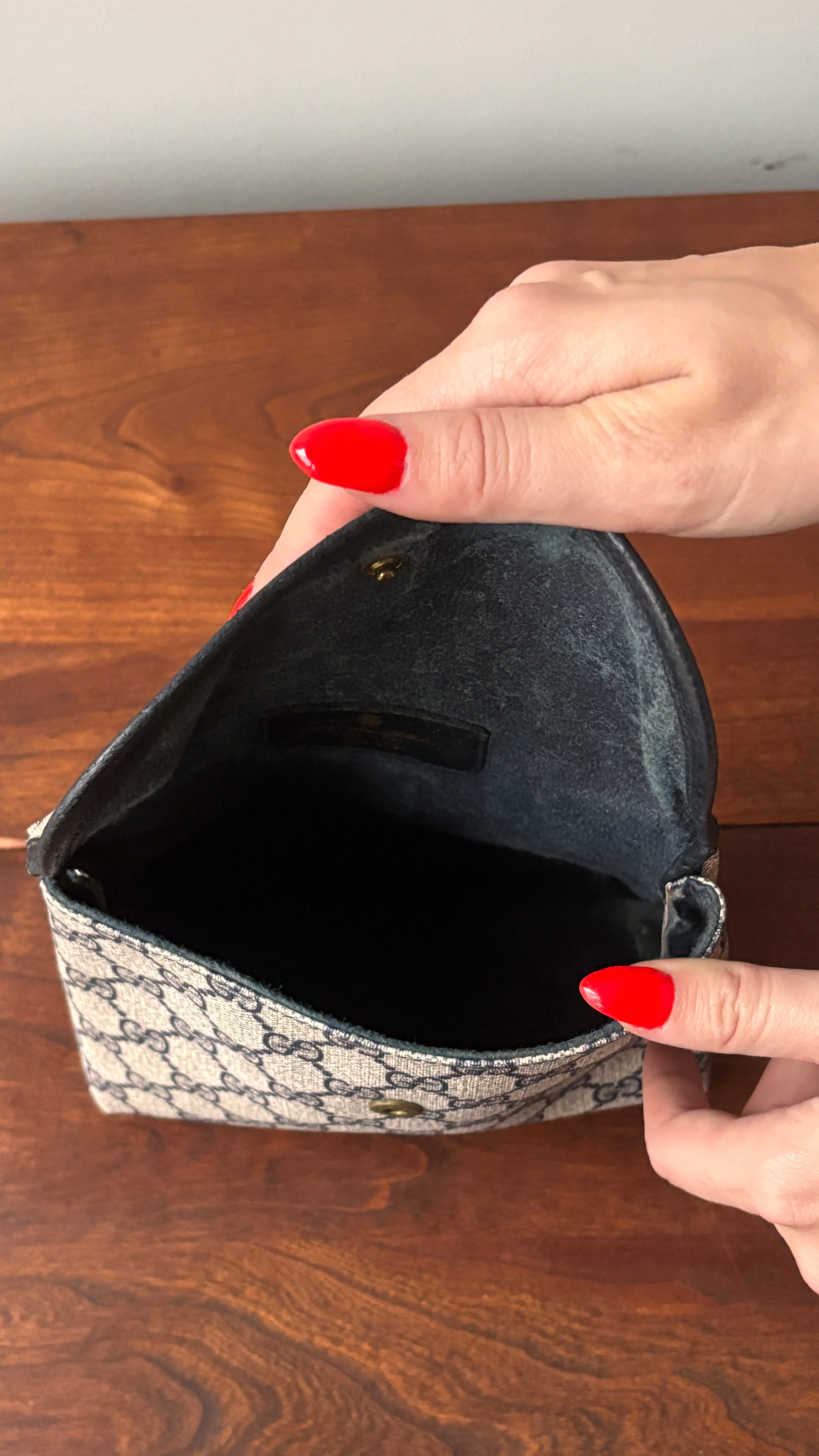 Gucci pouch - Image 7
