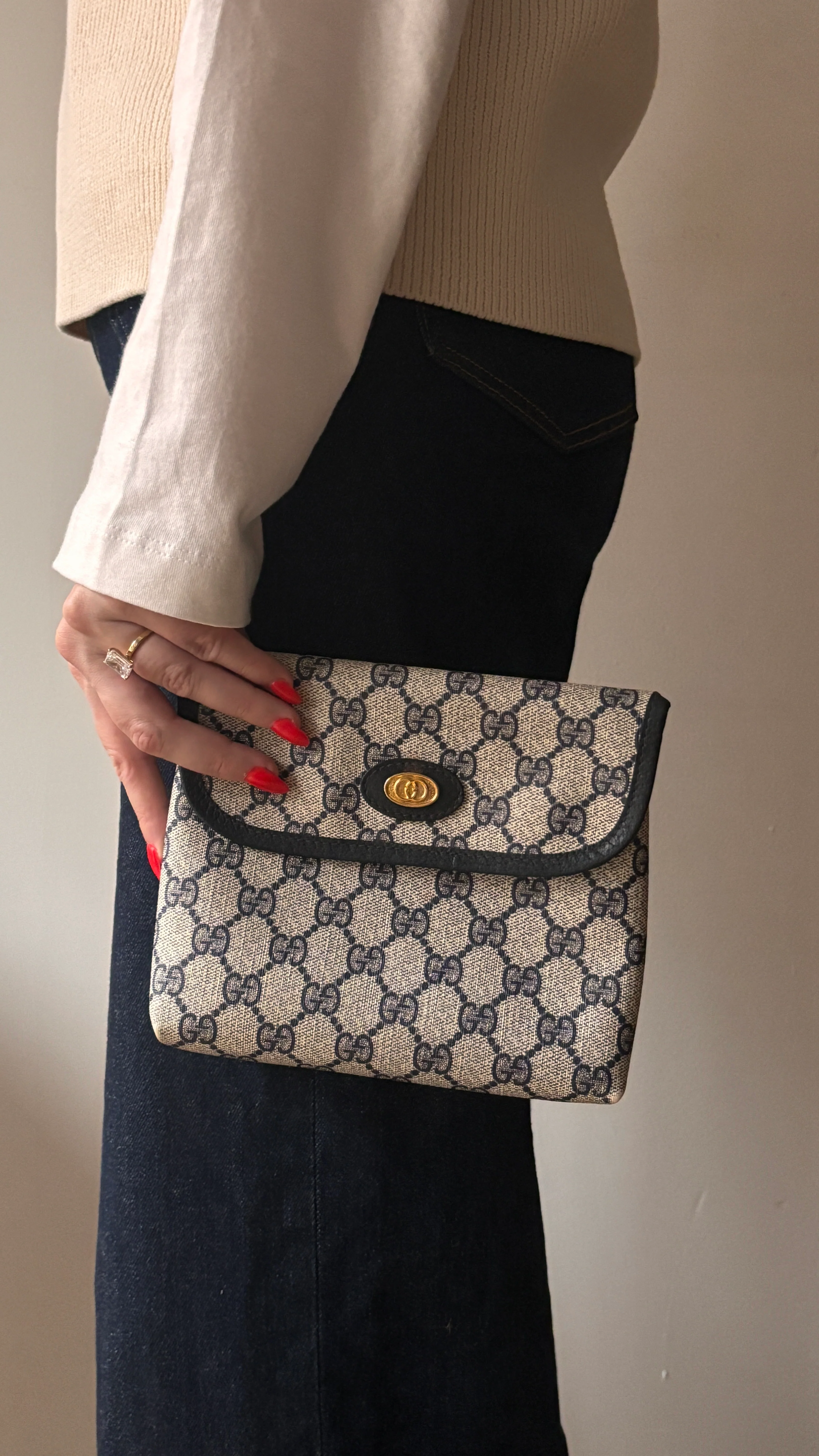 Gucci pouch - Image 9