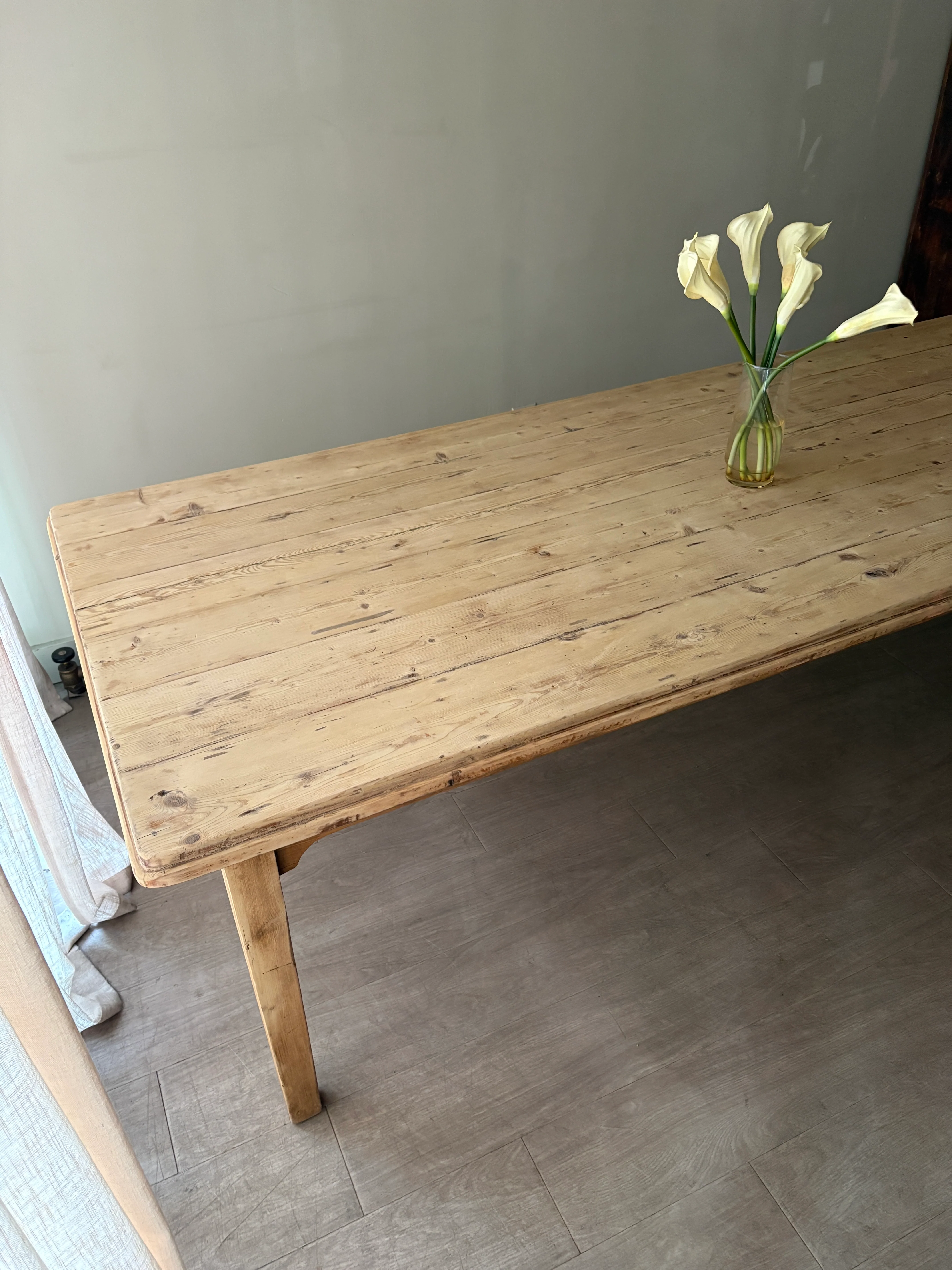Gustavian Swedish waxed pine farm table - Image 3
