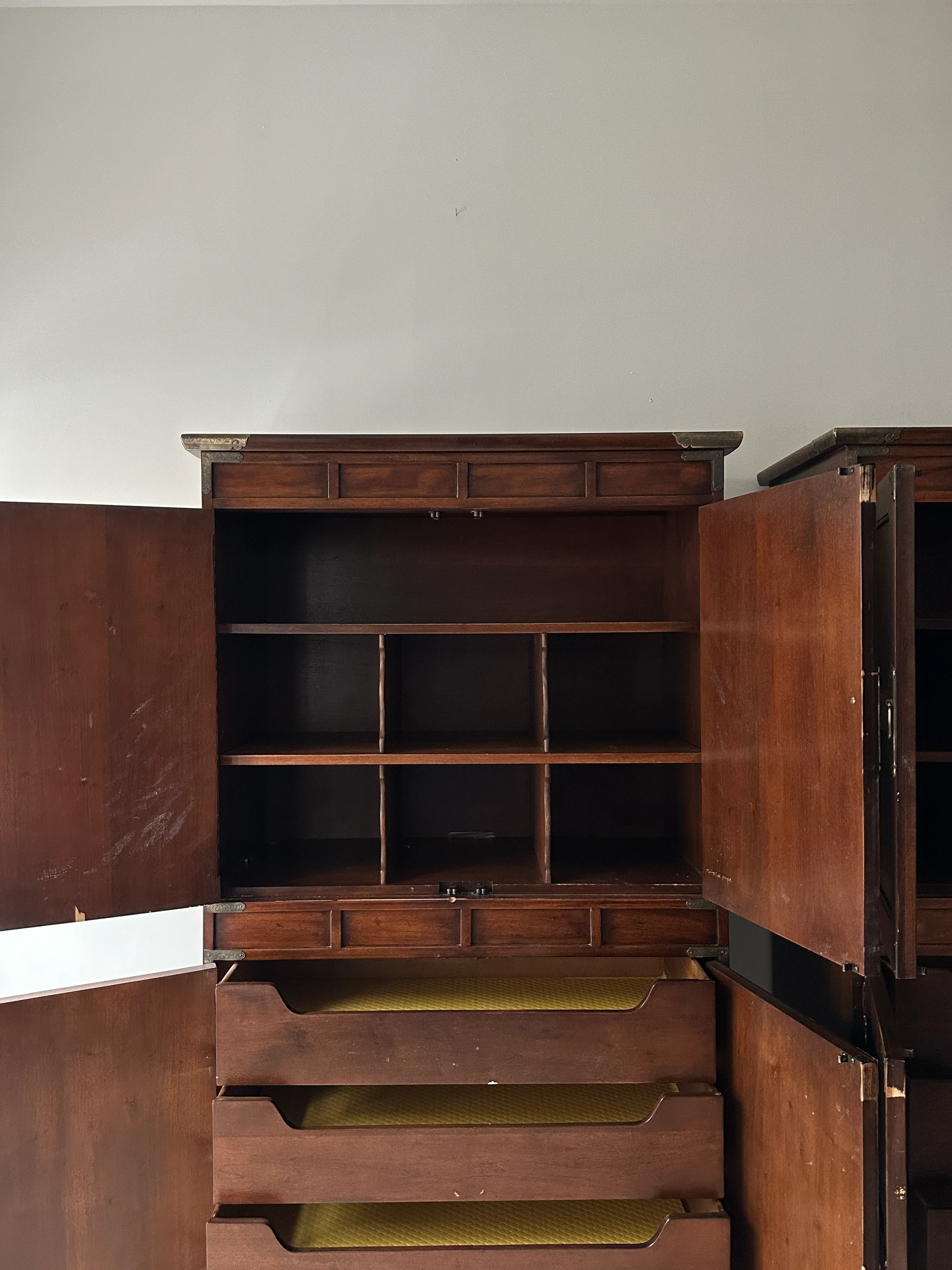 Henredon armoire (left) - Image 4