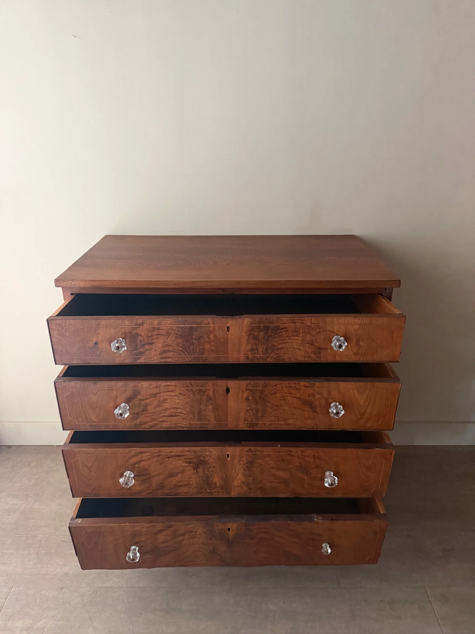 Hepplewhite inlaid walnut dresser - Image 5