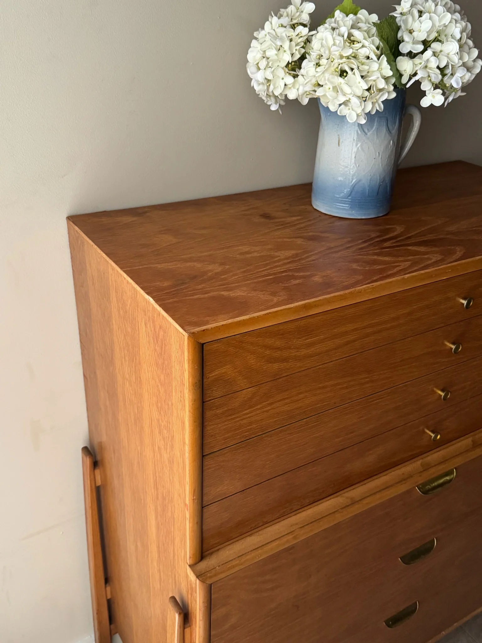 Huntley oak tallboy dresser - Image 2