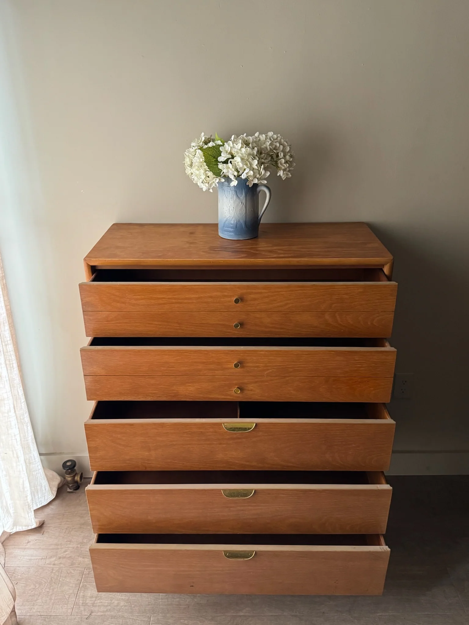 Huntley oak tallboy dresser - Image 4