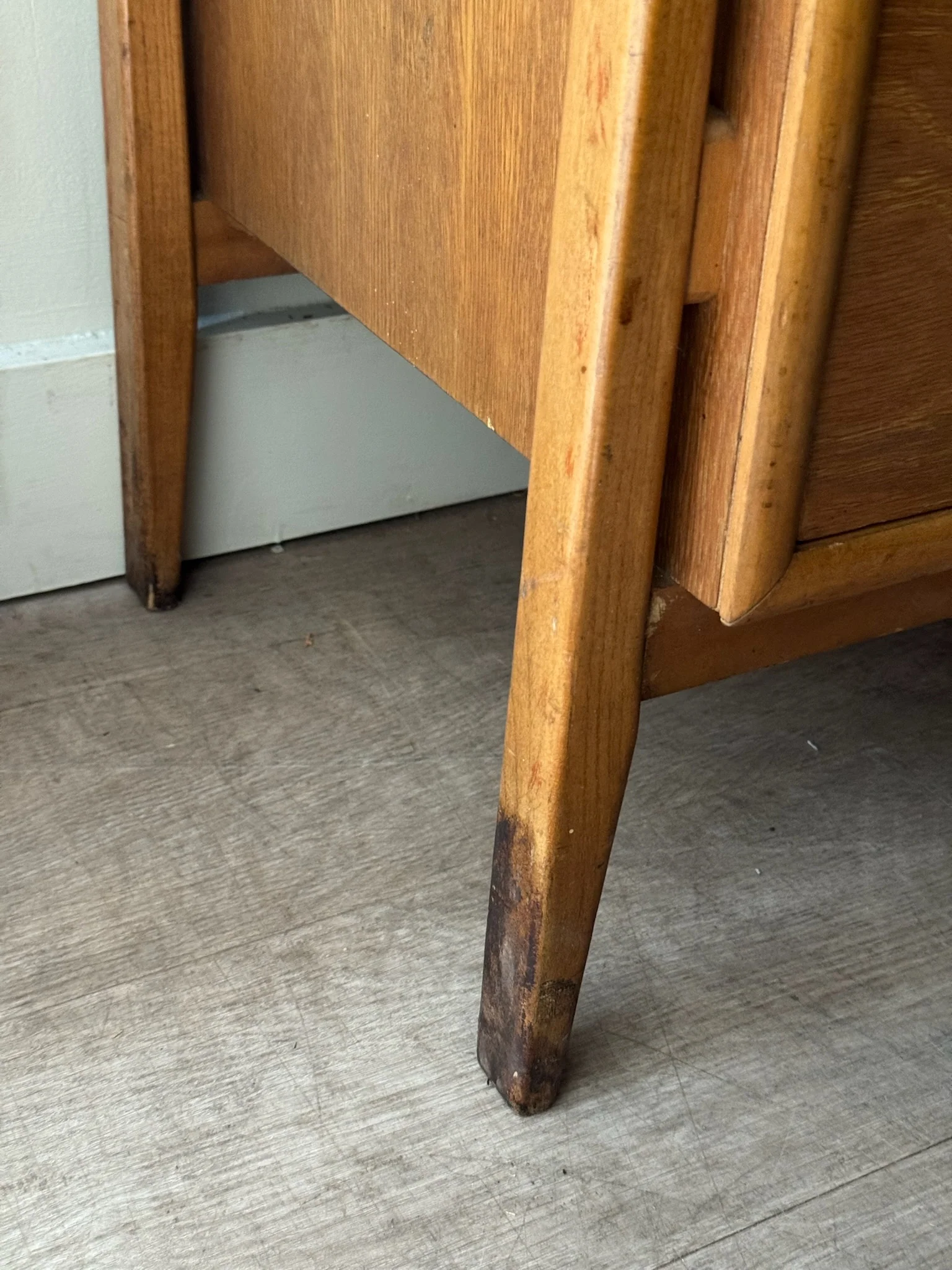 Huntley oak tallboy dresser - Image 5