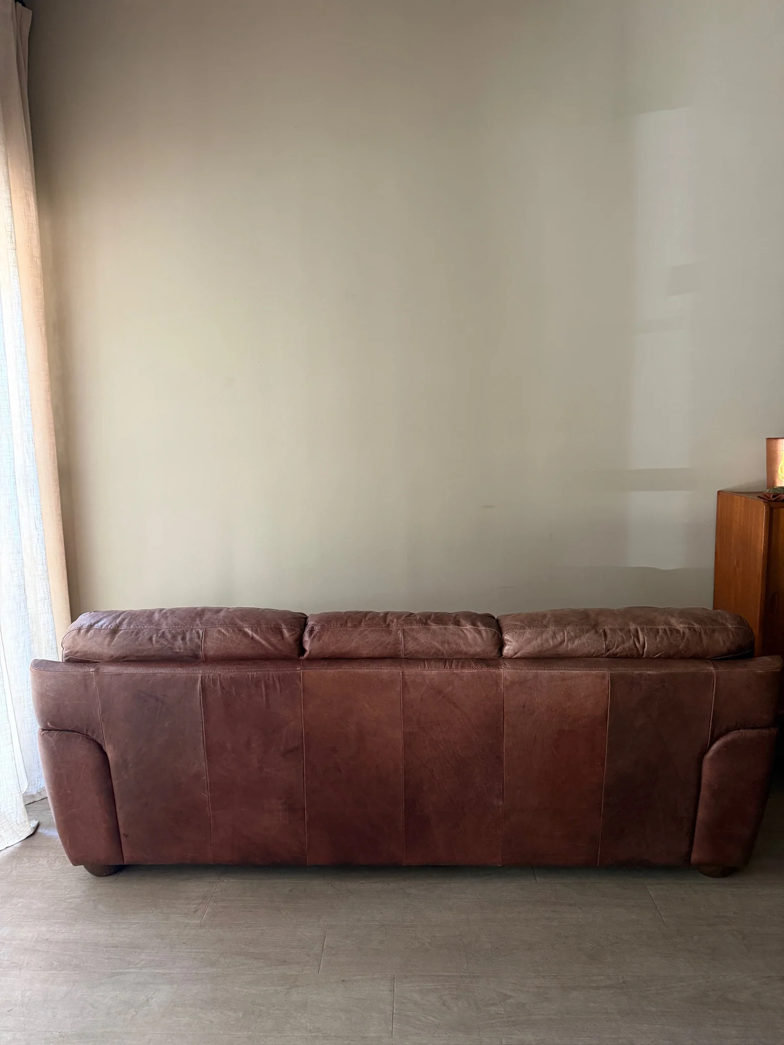 Italian brown leather sofa - Image 6
