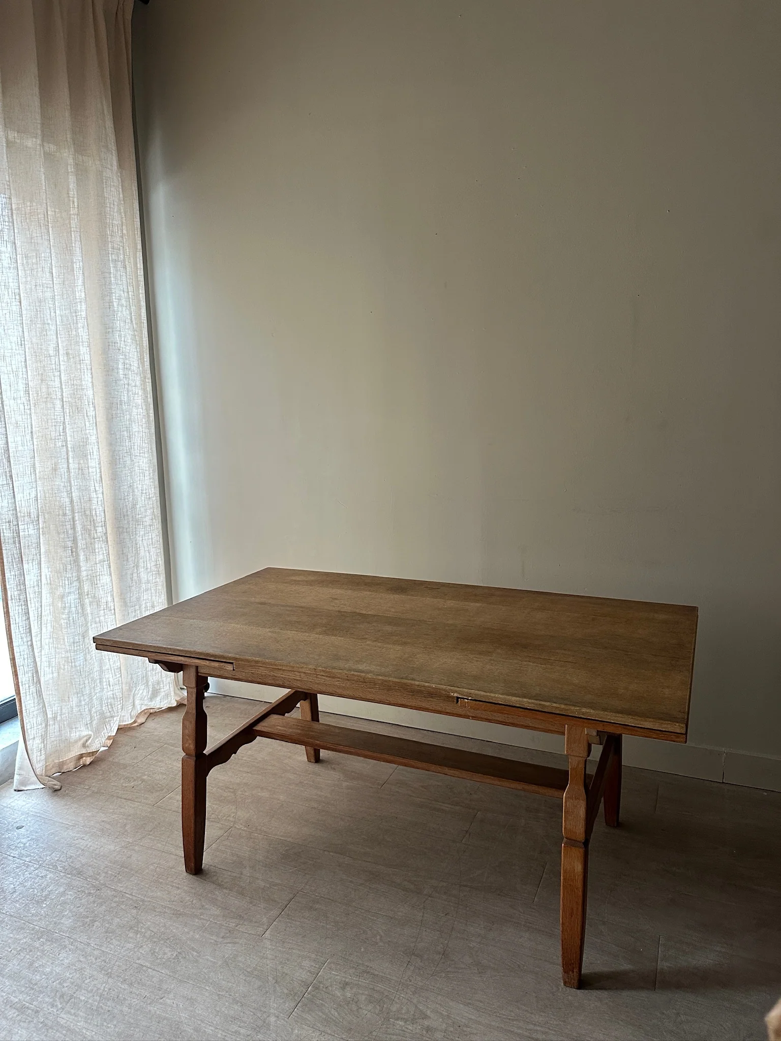 Kjaernulf style Danish oak dining table - Image 2