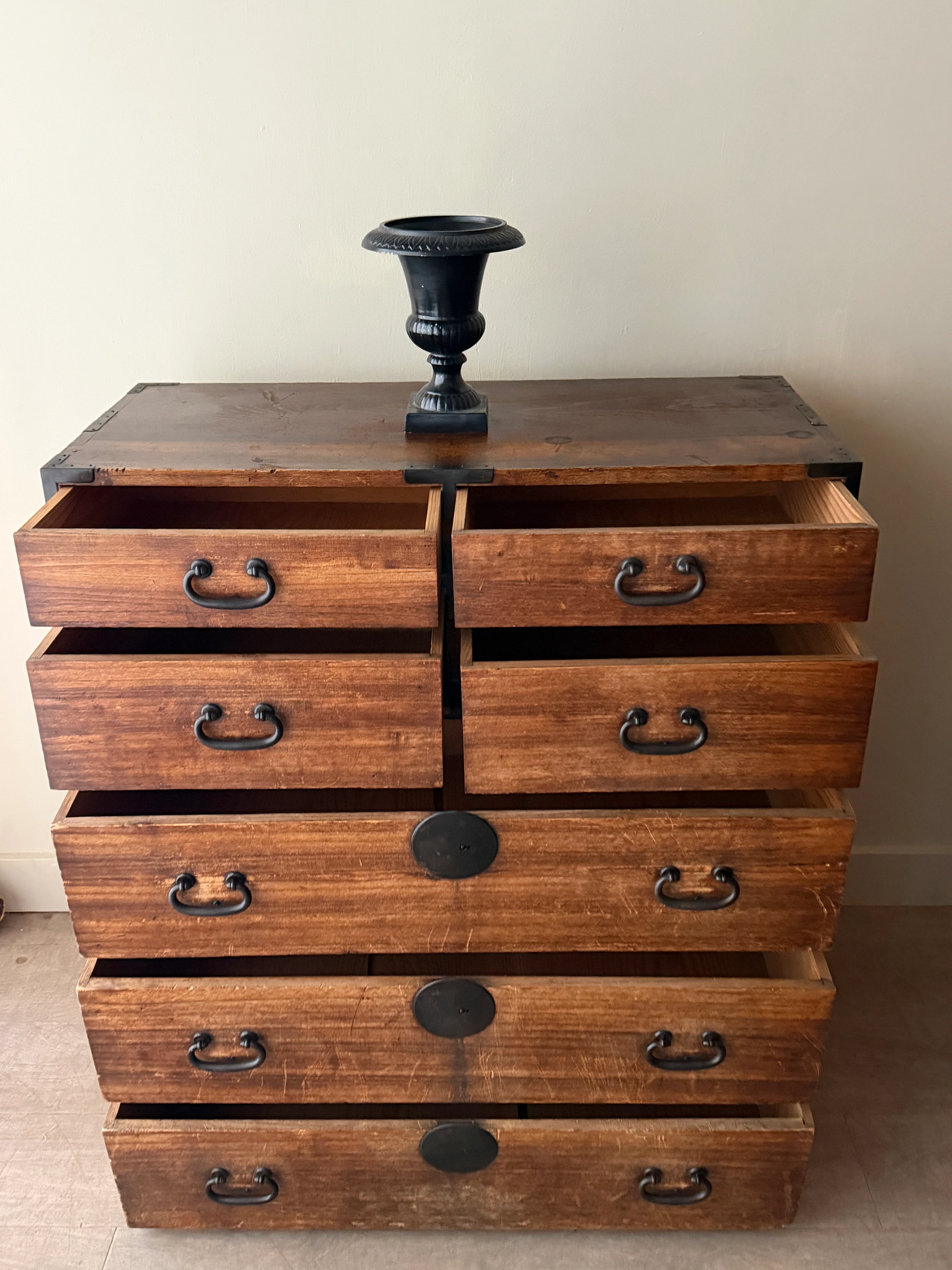 Korean elmwood tansu chest - Image 4