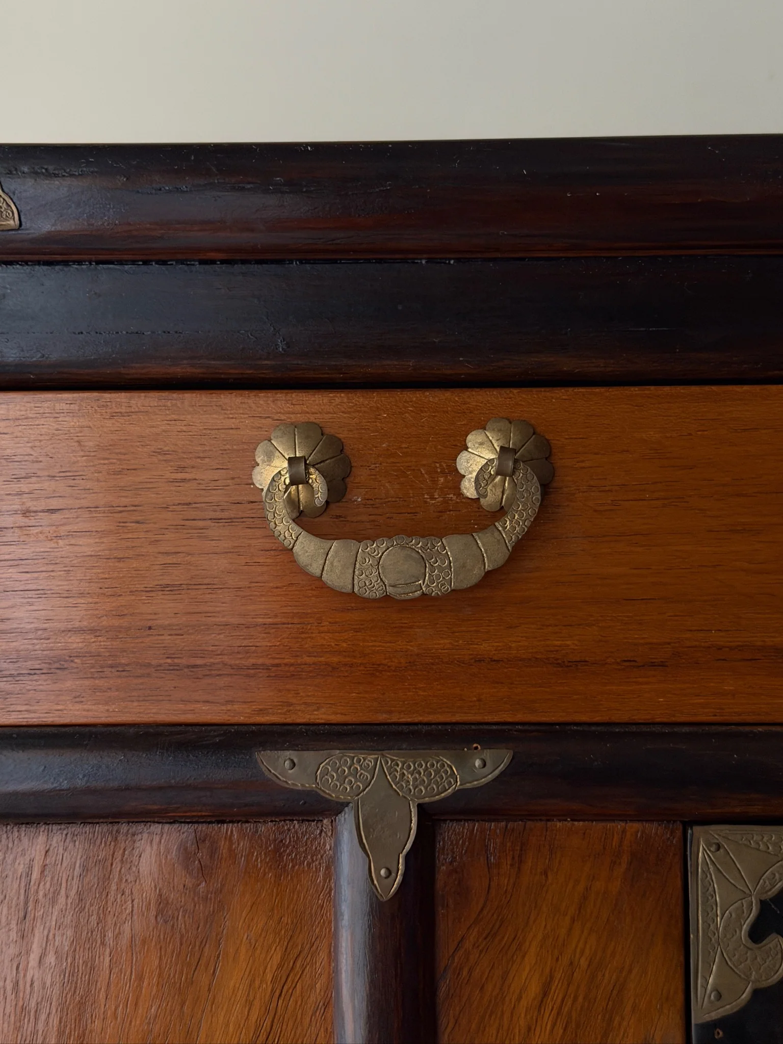 Korean elmwood two piece chest - Image 11