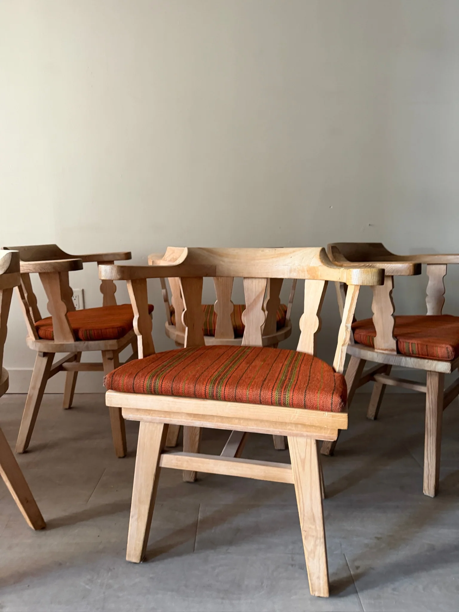 Krogenaes Norwegian pine dining chairs. Sold in pairs. - Image 3