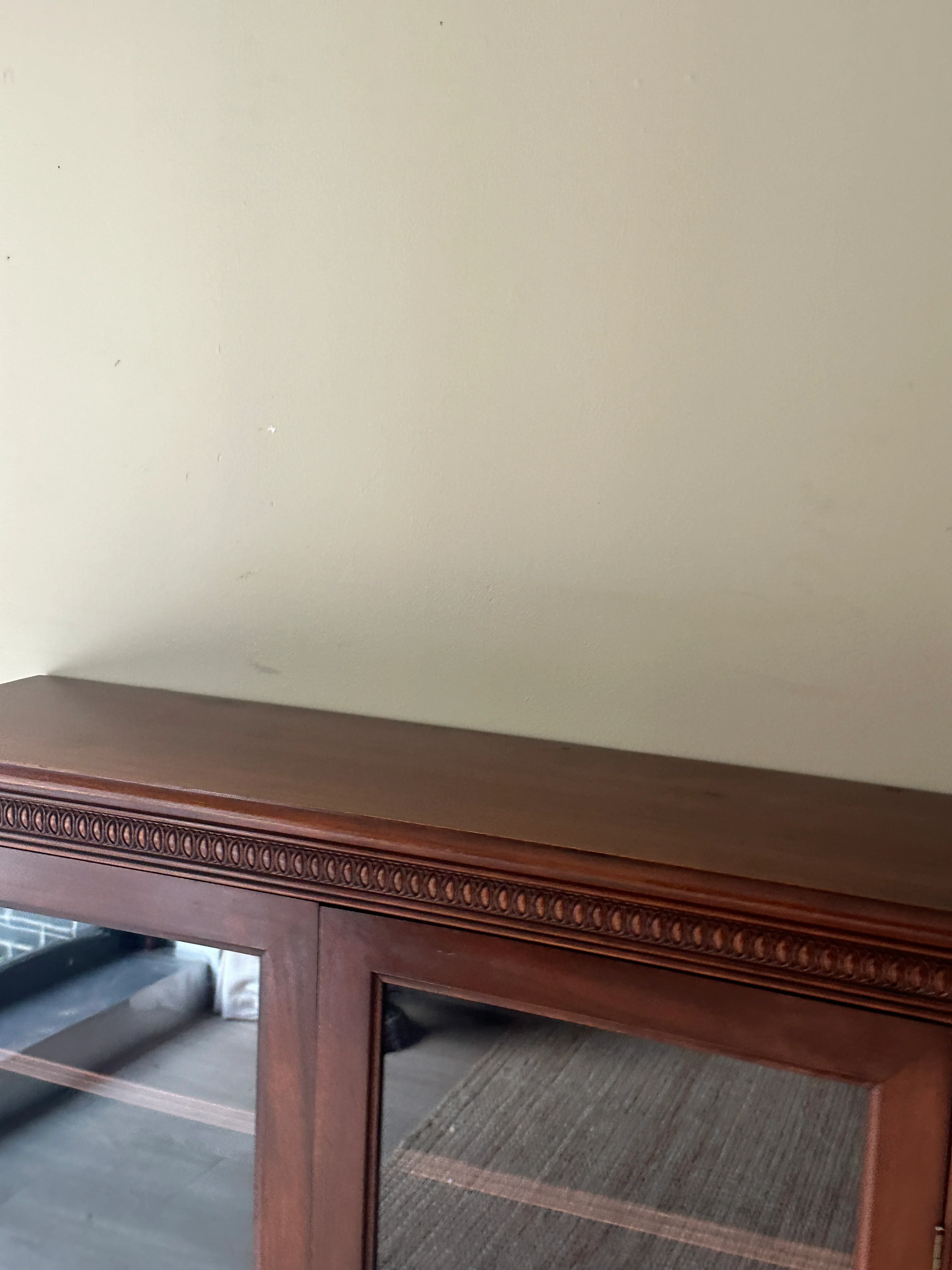 Mahogany and glass display case - Image 4