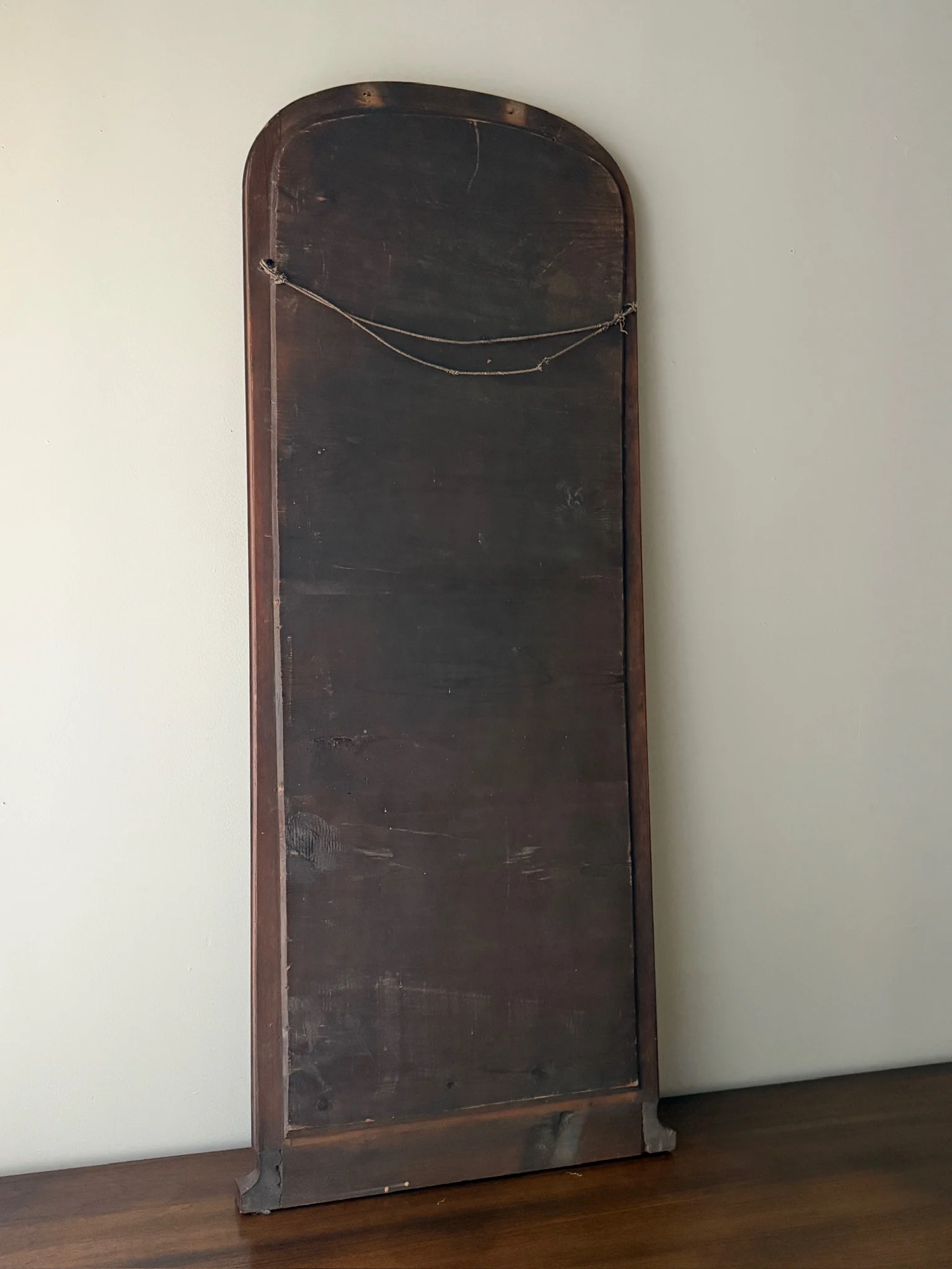 Mahogany arched mirror - Image 3