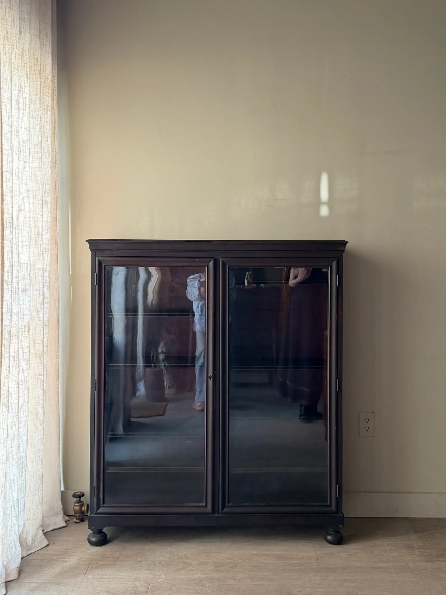 Mahogany display cabinet