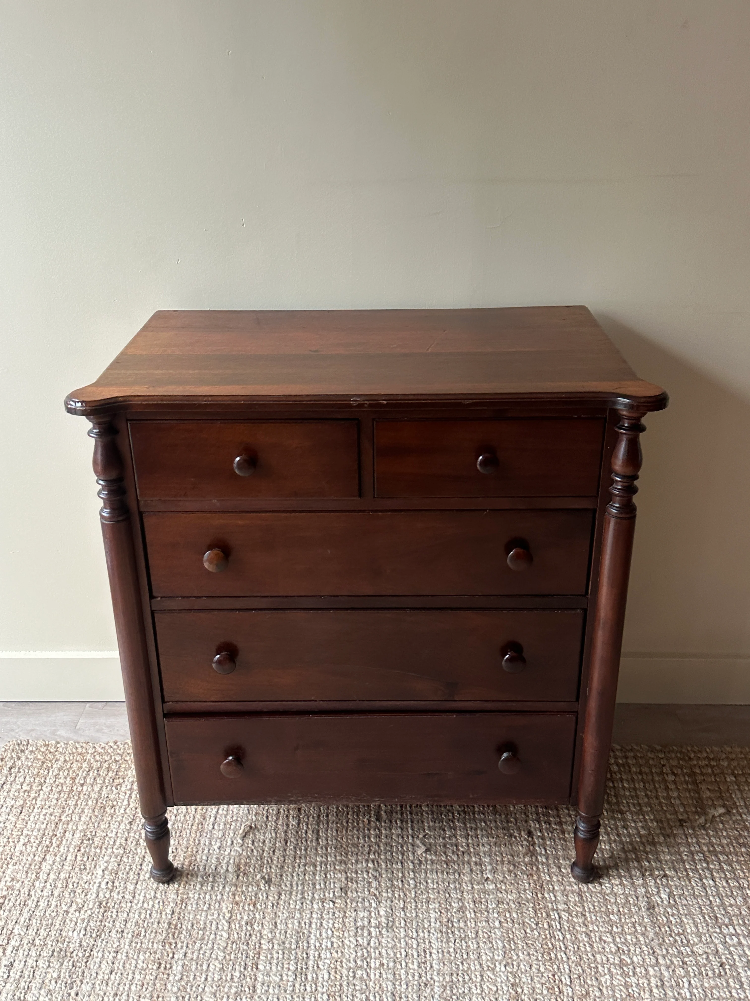 Mahogany dresser - Image 2