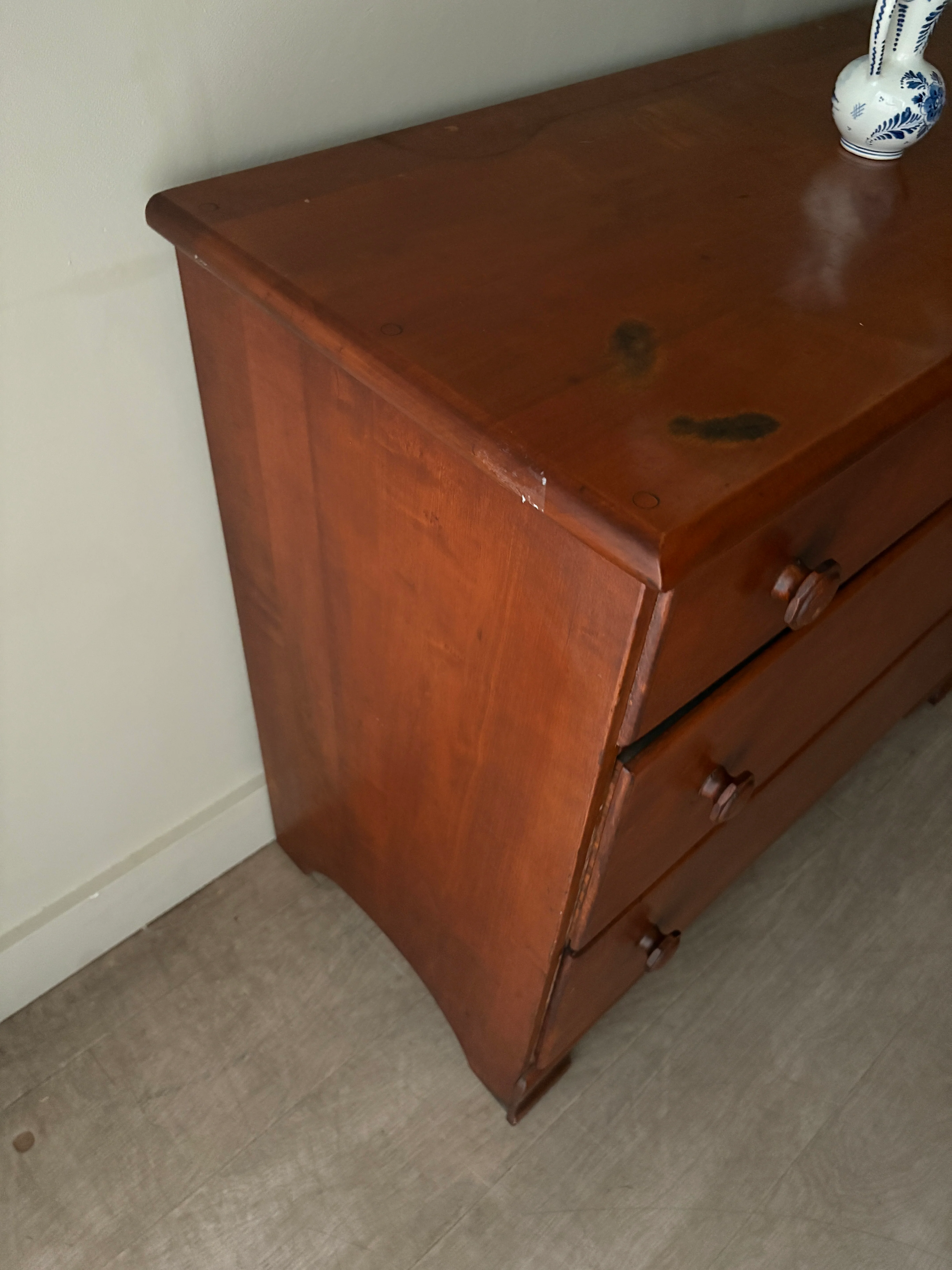 Maple 3 drawer dresser - Image 3