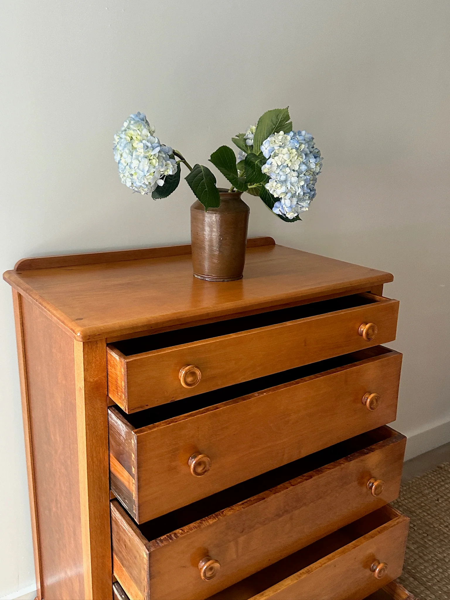Maple Dresser - Image 5