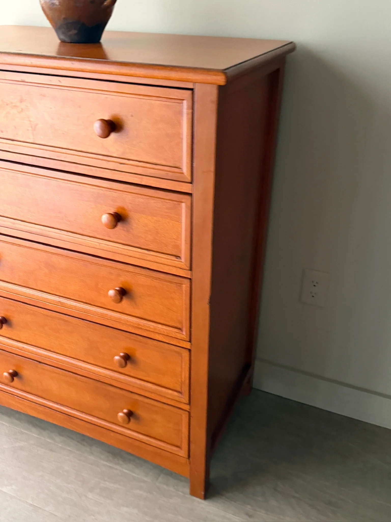 Maple dresser - Image 4