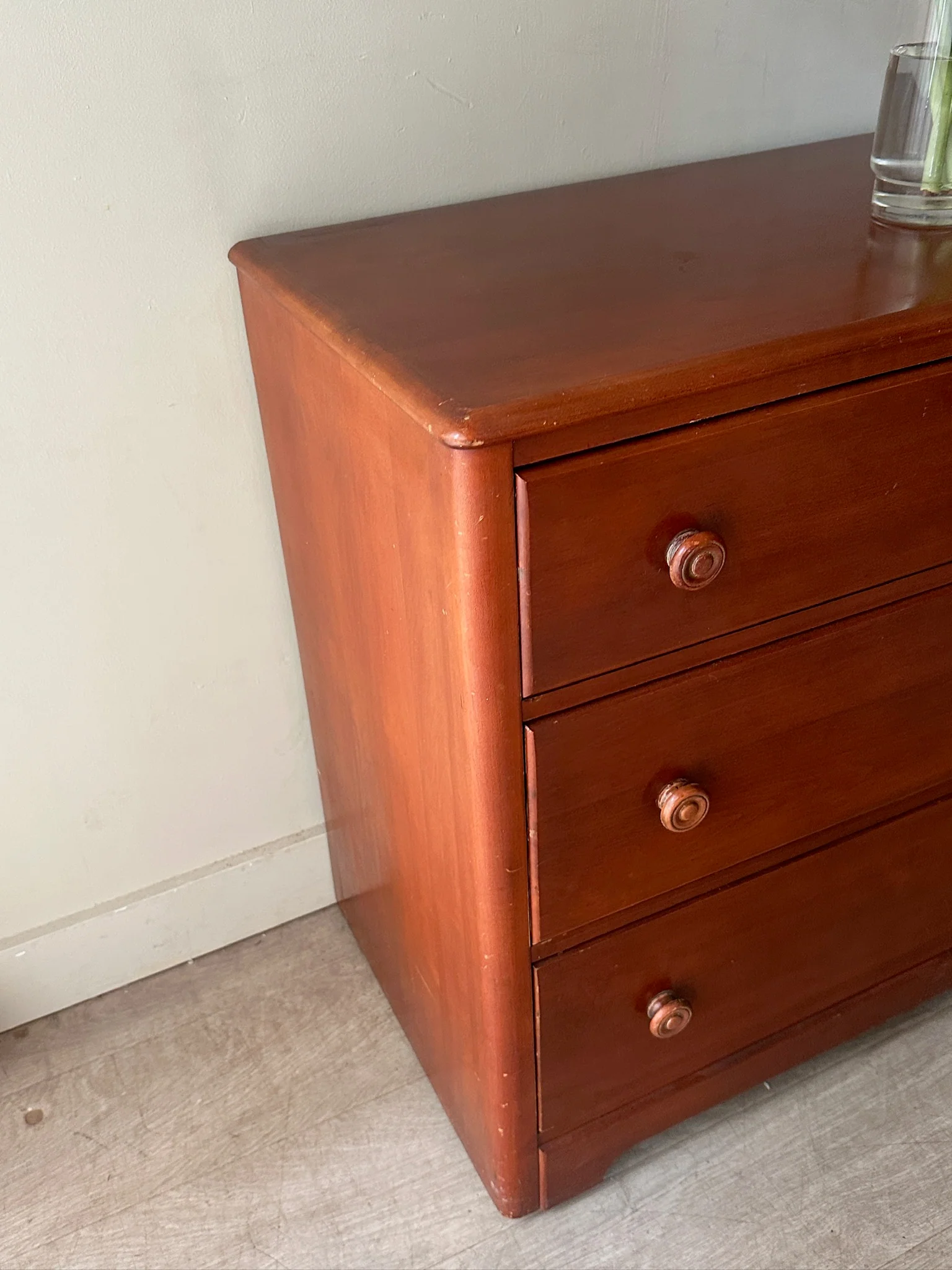 Maple dresser with mirror - Image 4