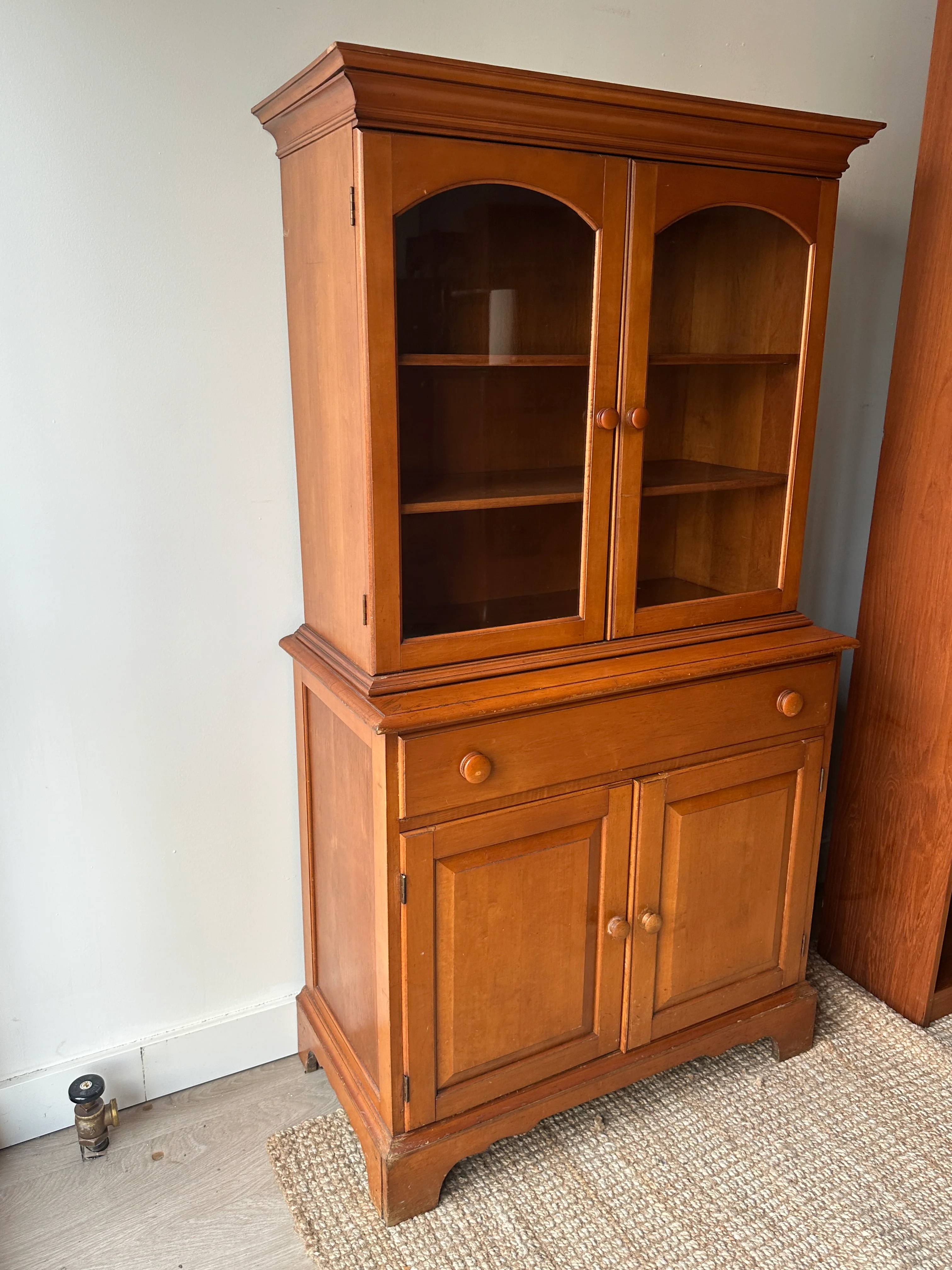 Maple hutch - Image 2
