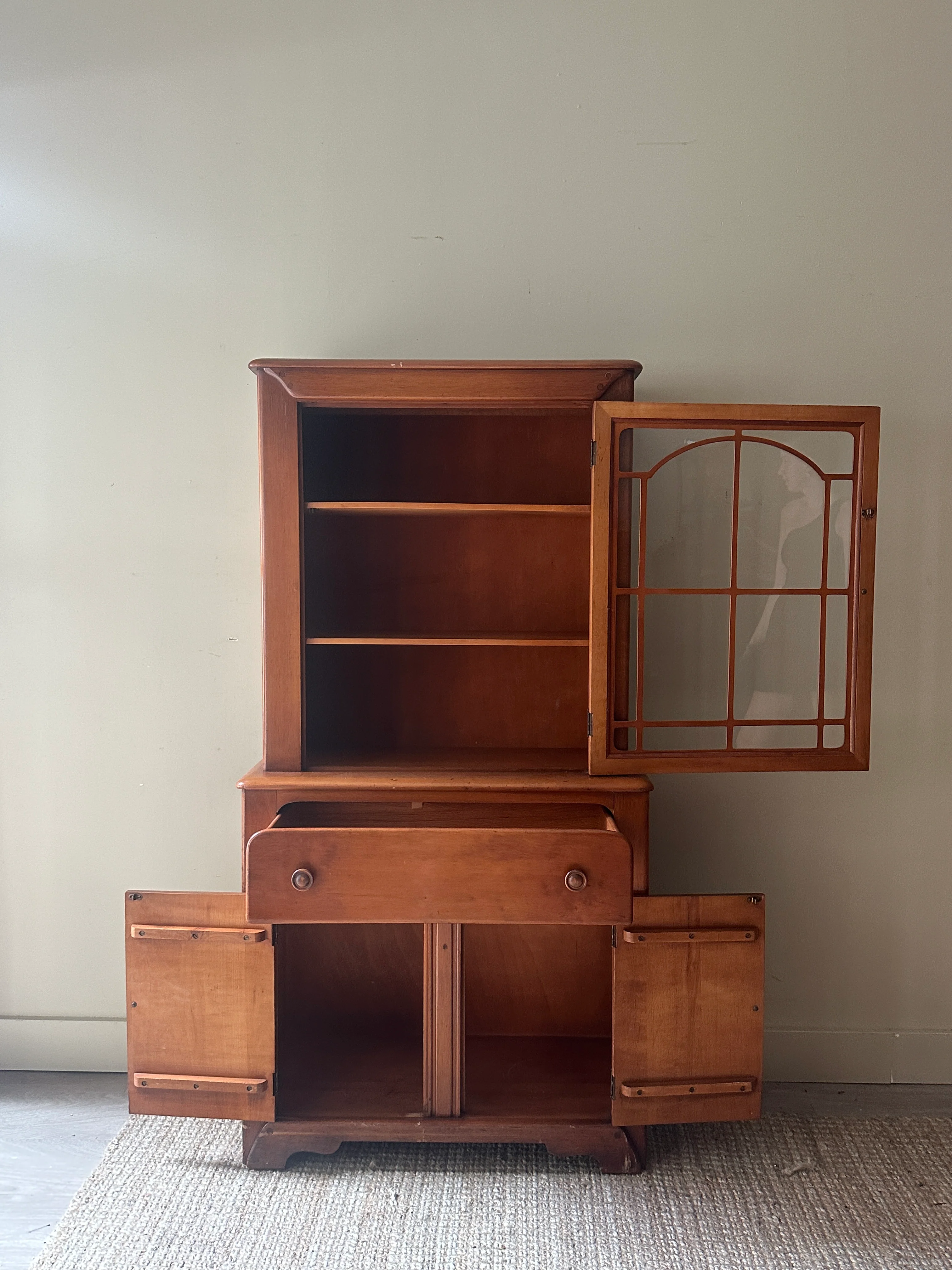Maple hutch - Image 4