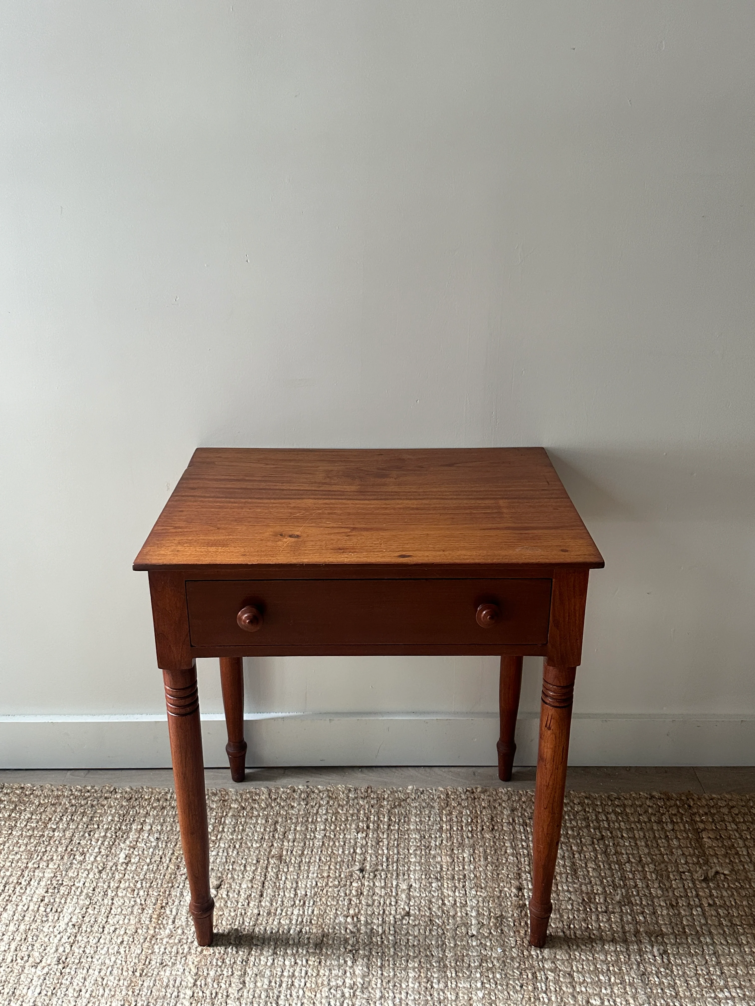 Maple side table - Image 2