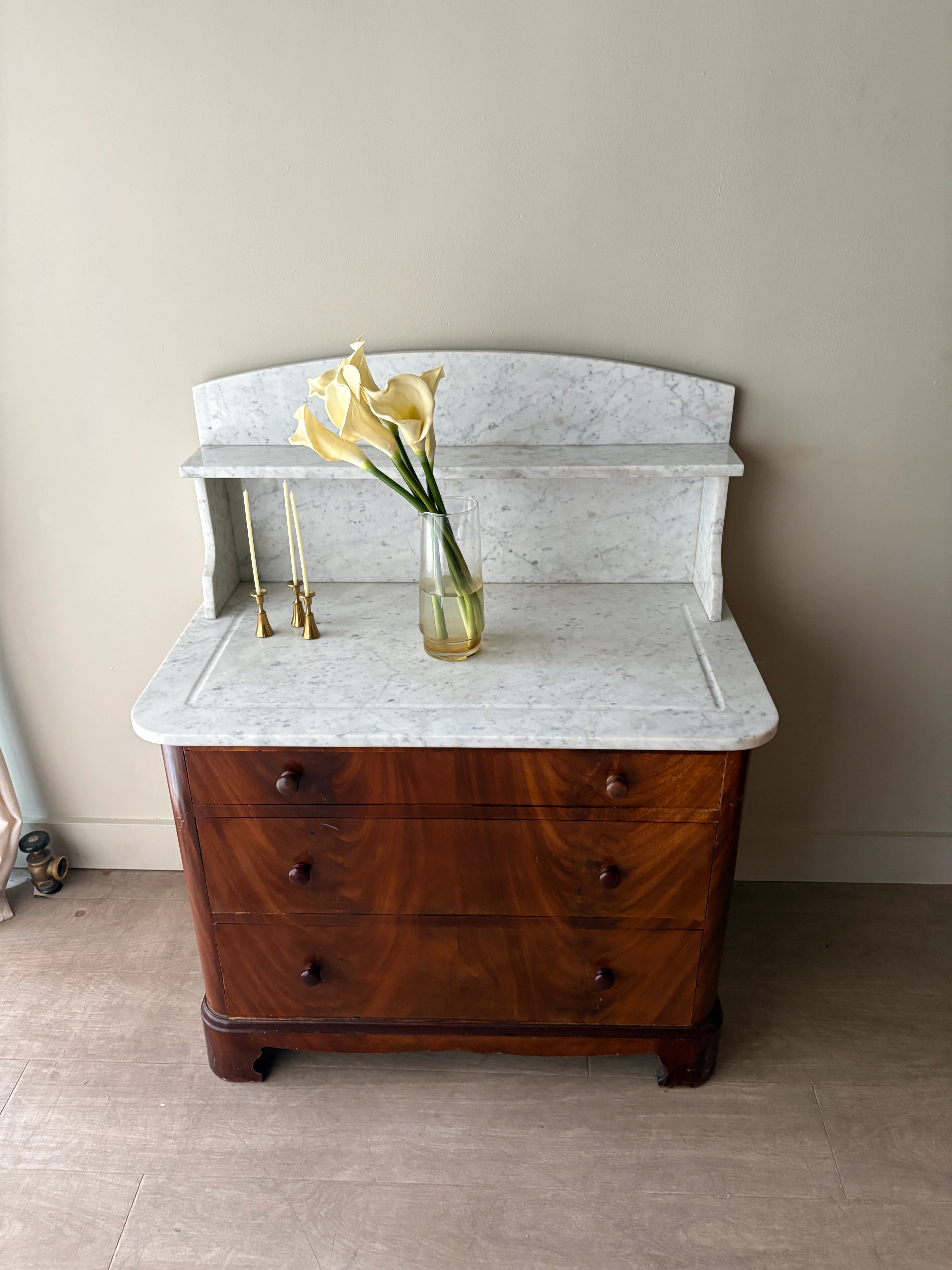 Marble top walnut 3 drawer dresser - Image 2