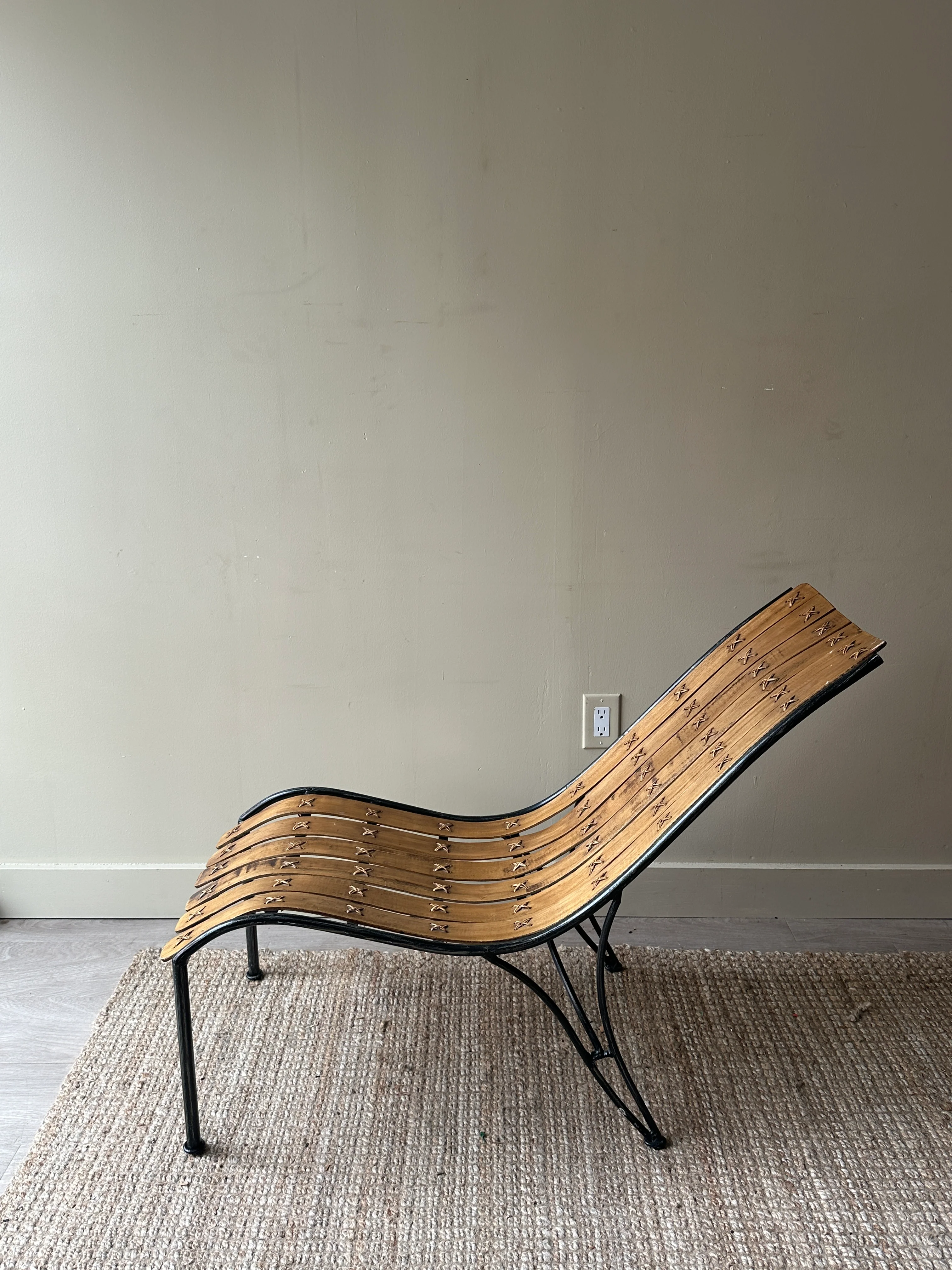 Mental bentwood lounge chair - Image 4