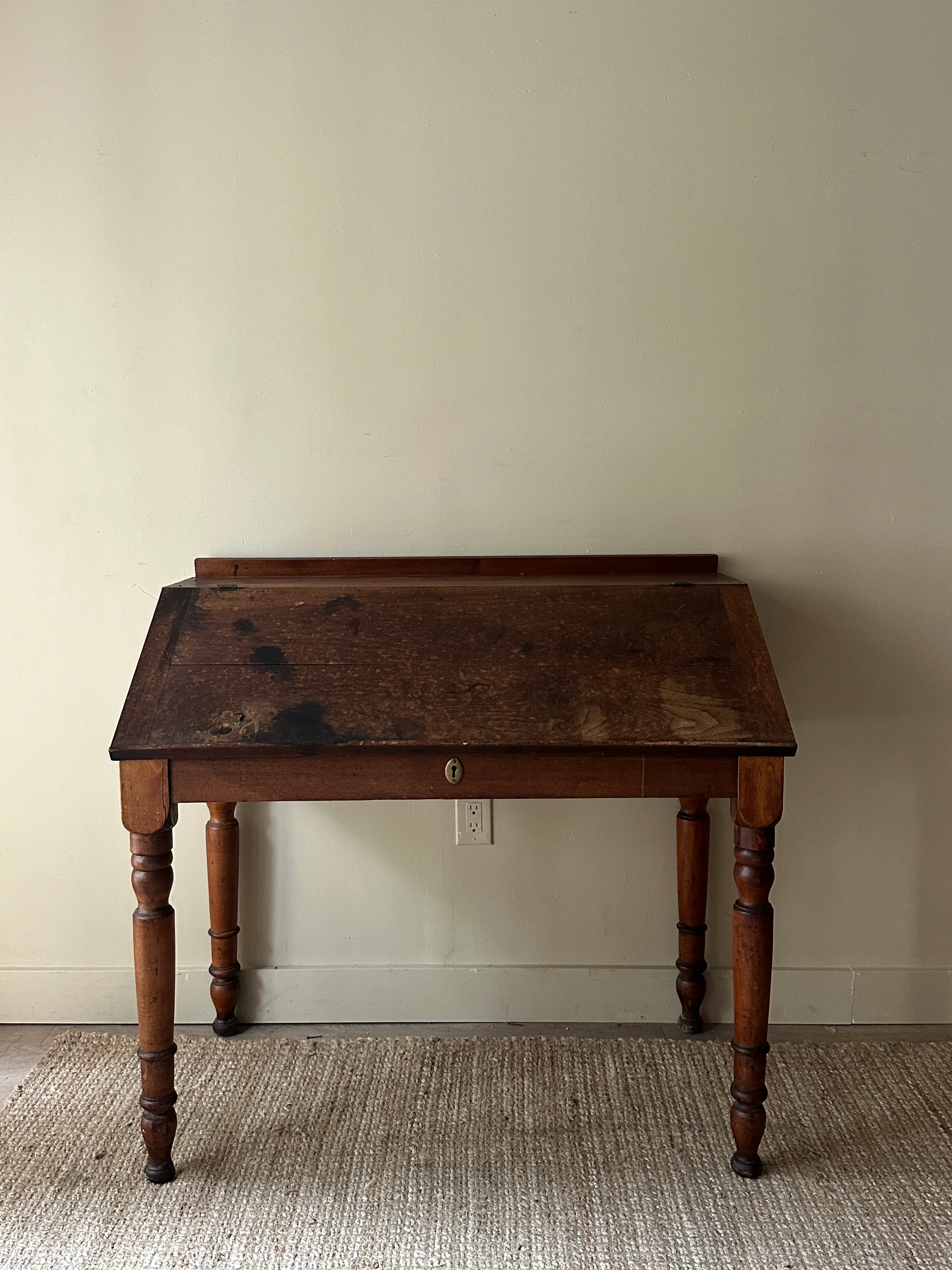 Merchants Desk - Image 3