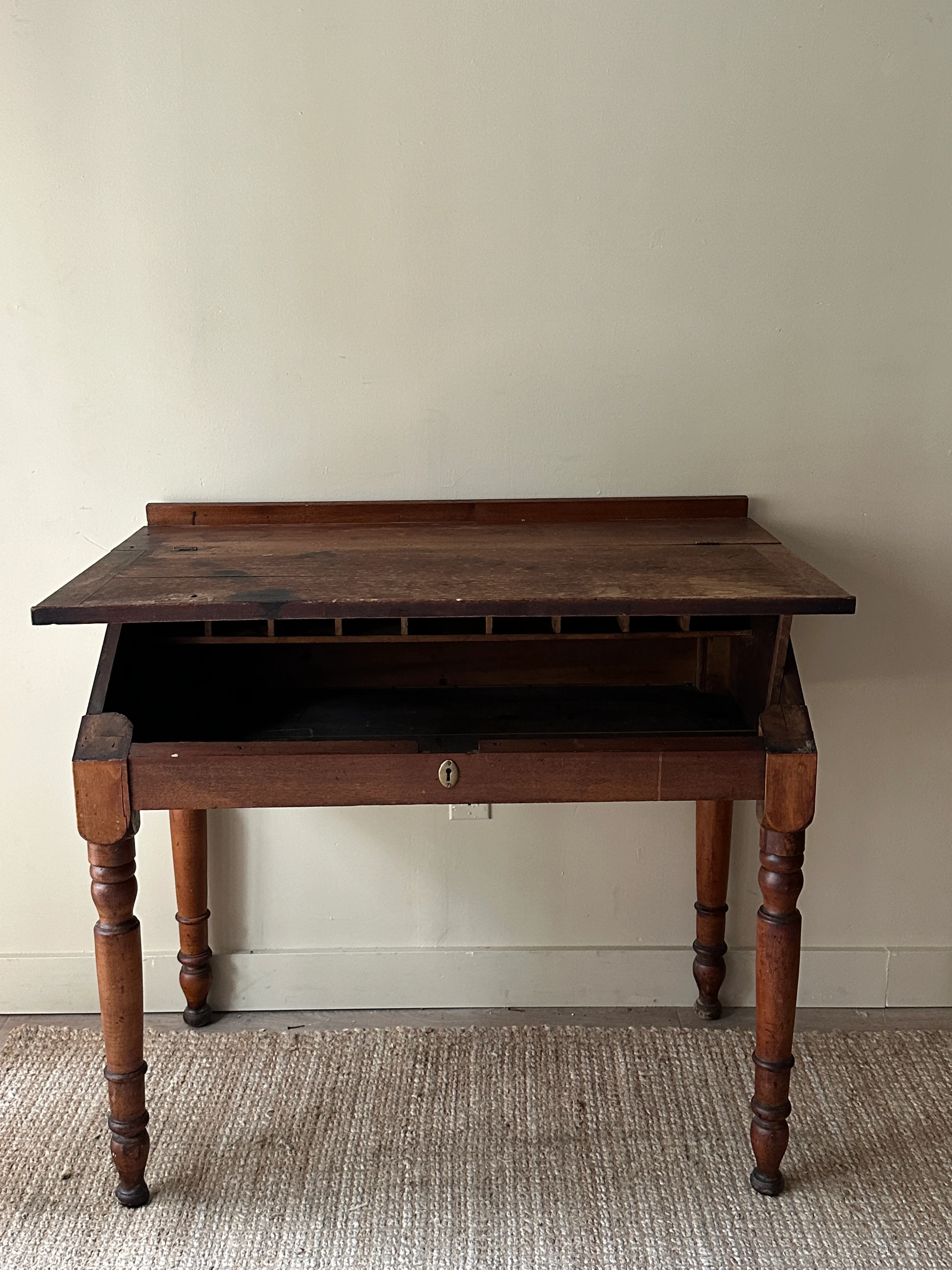 Merchants Desk - Image 6