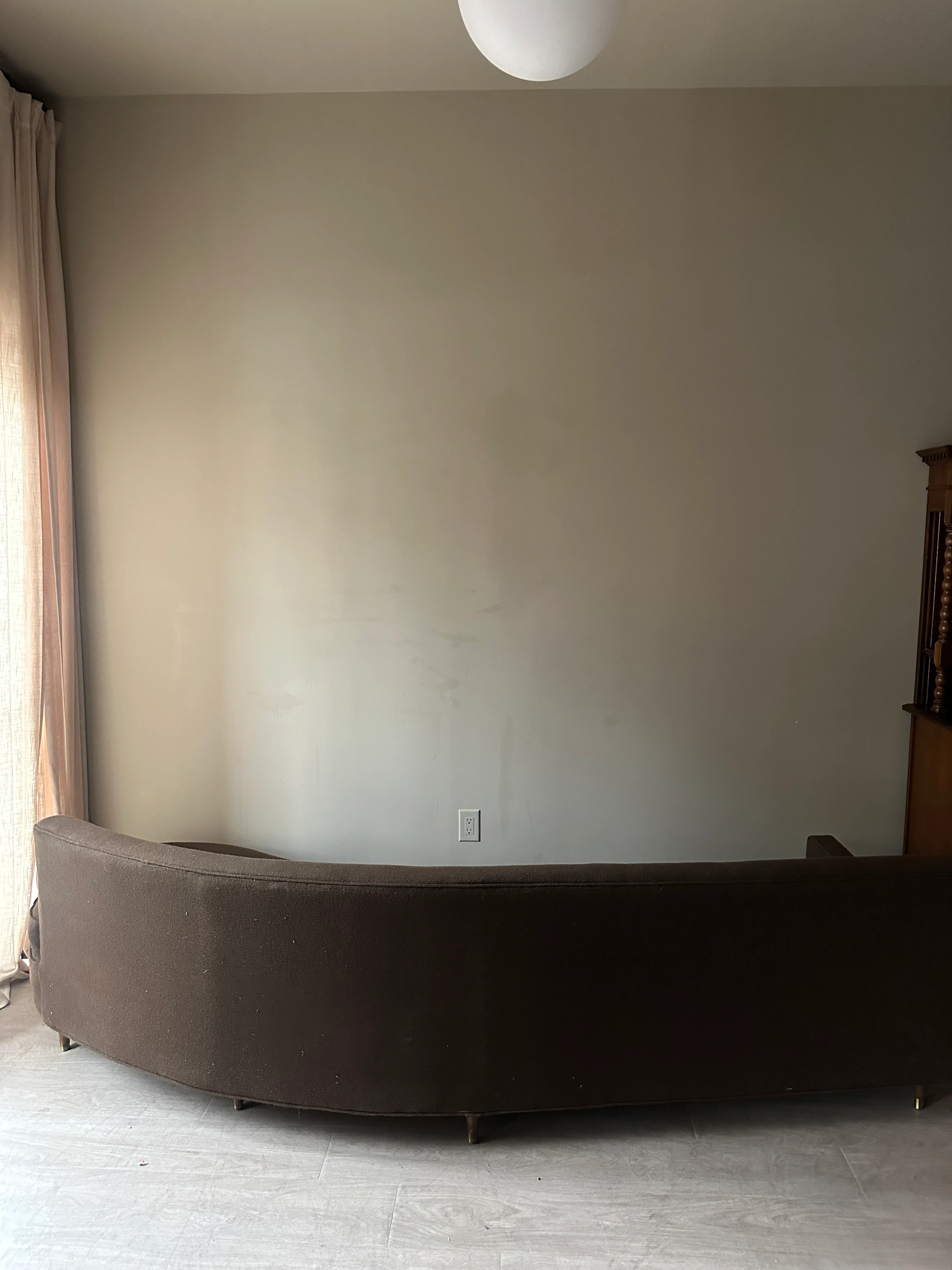 Mid-Century curved sofa - Image 5