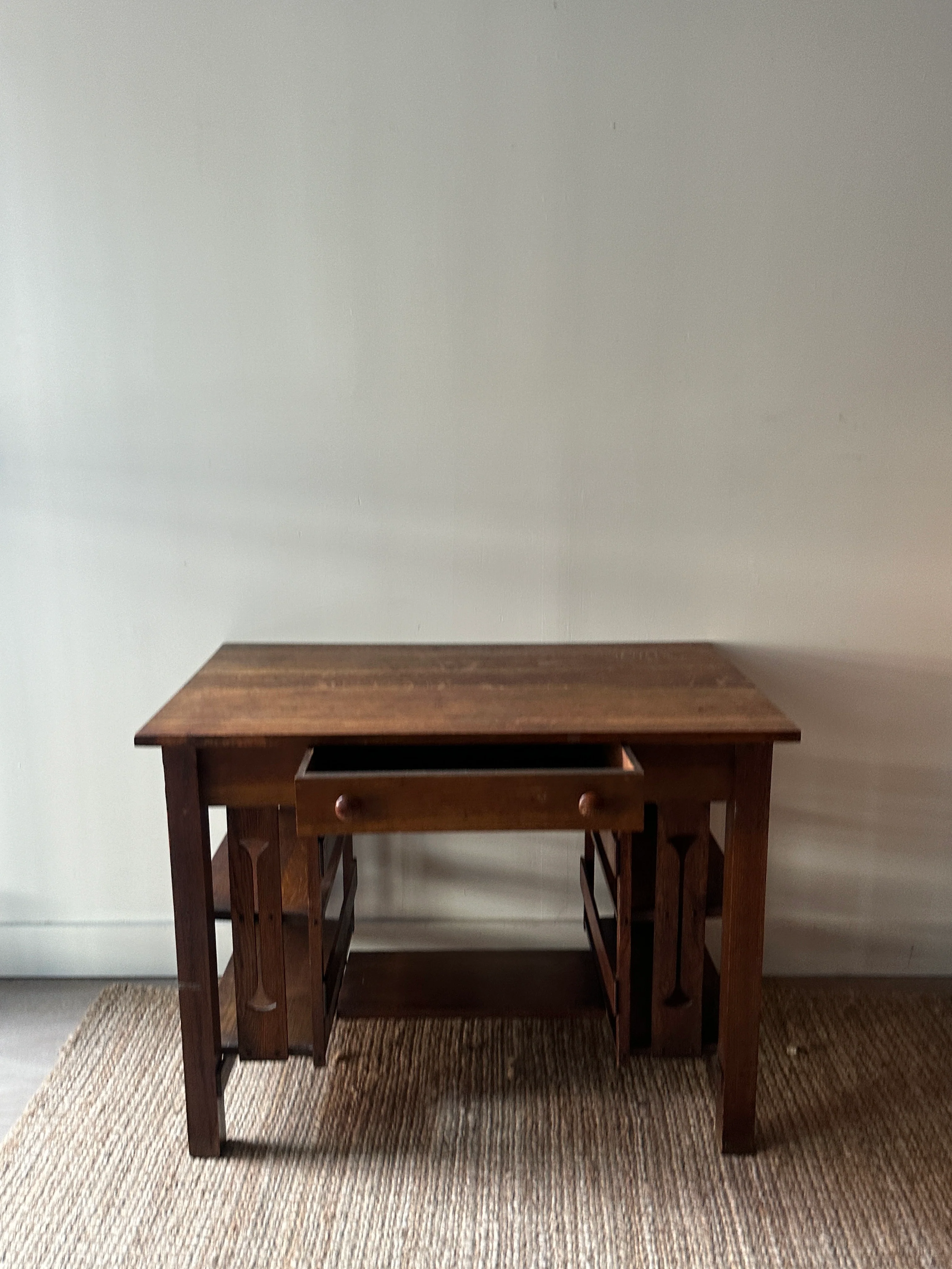 Mission desk - Image 5