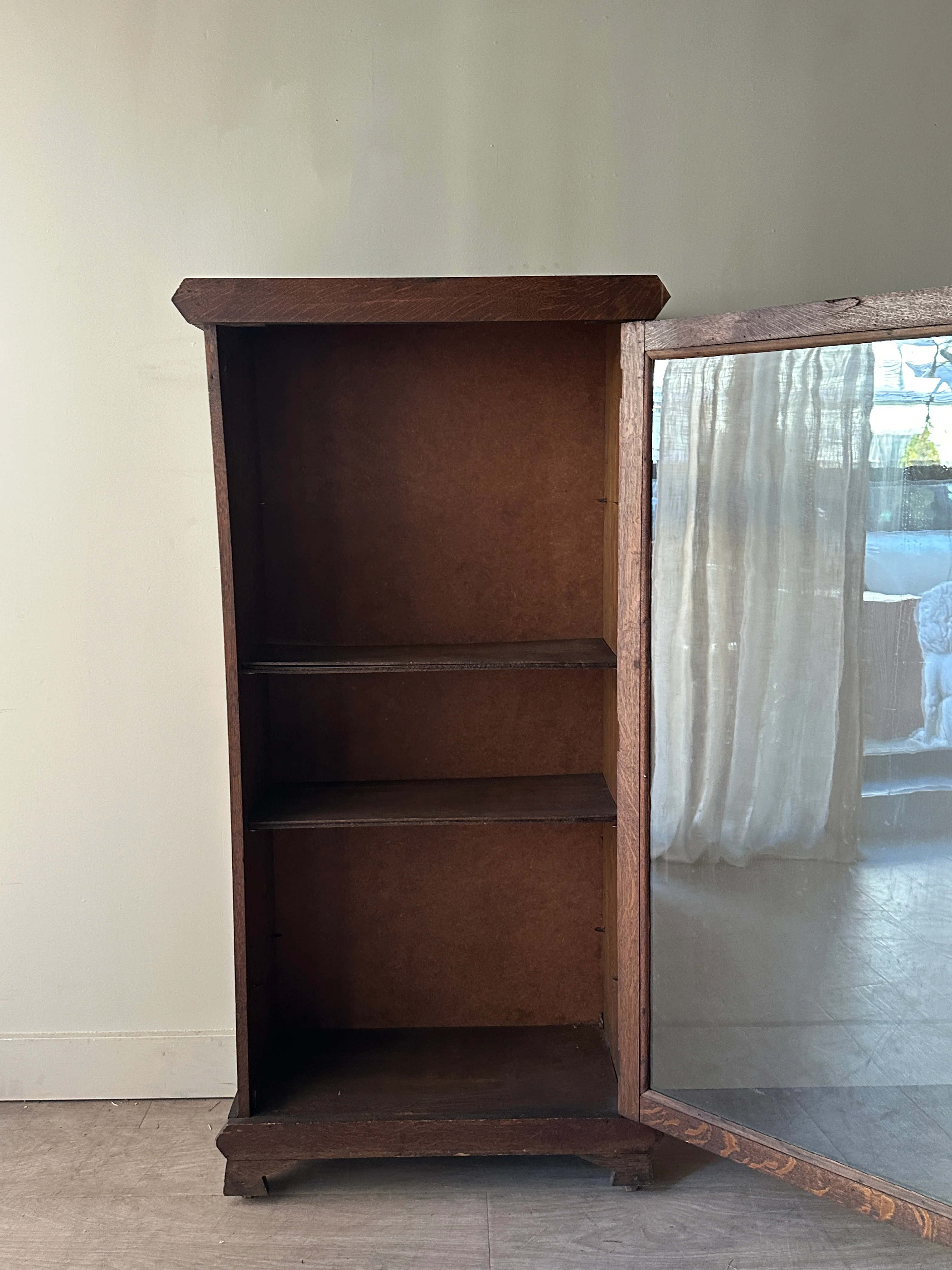 Mission display cabinet - Image 4