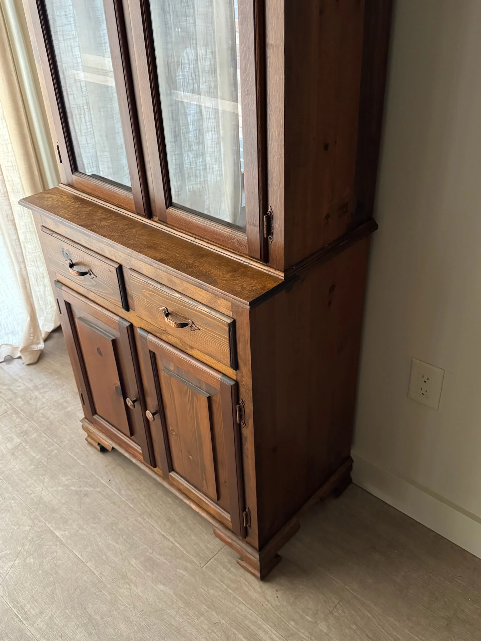 Narrow pine display hutch - Image 5