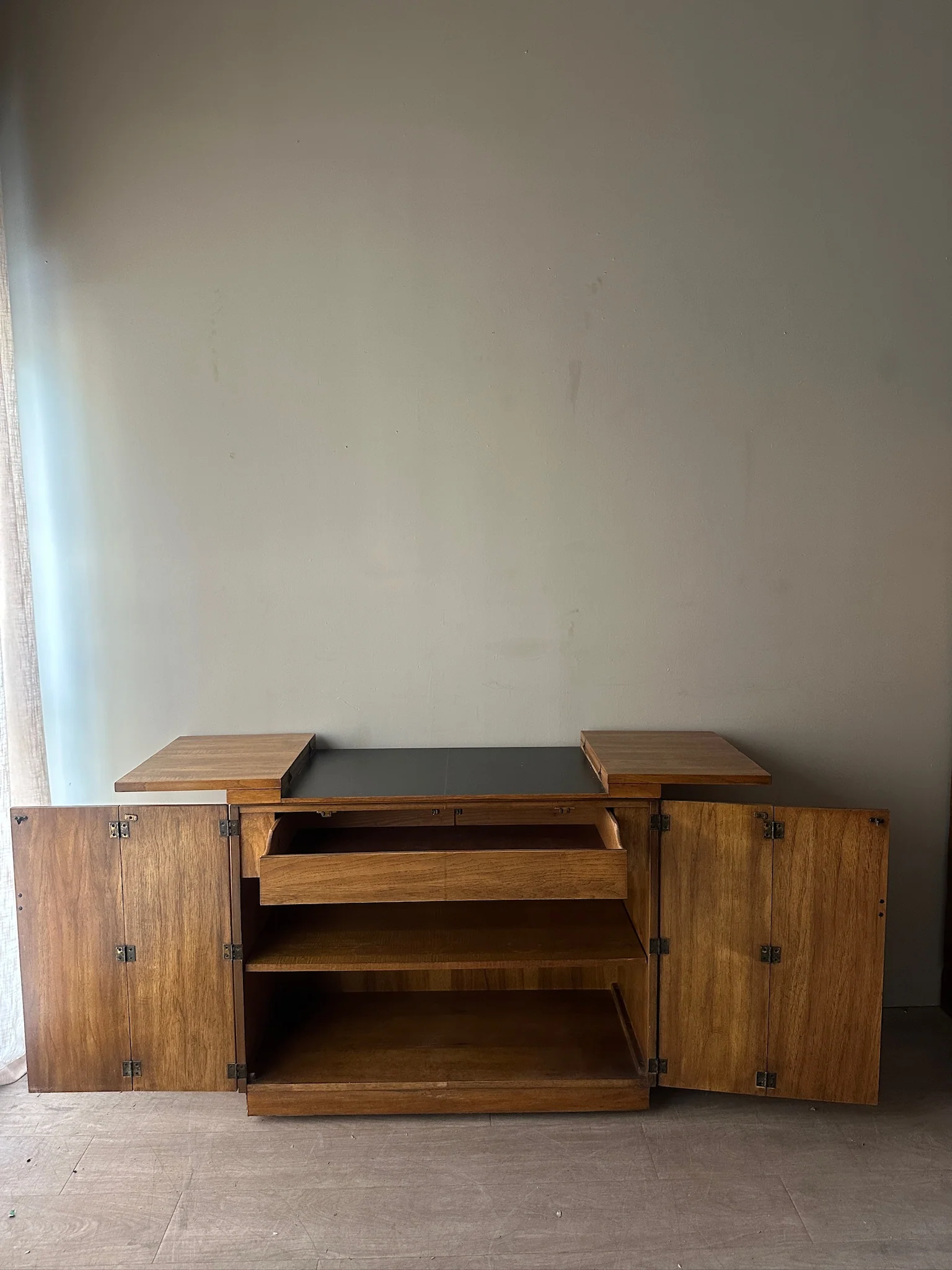 Oak and cane flip top bar - Image 5
