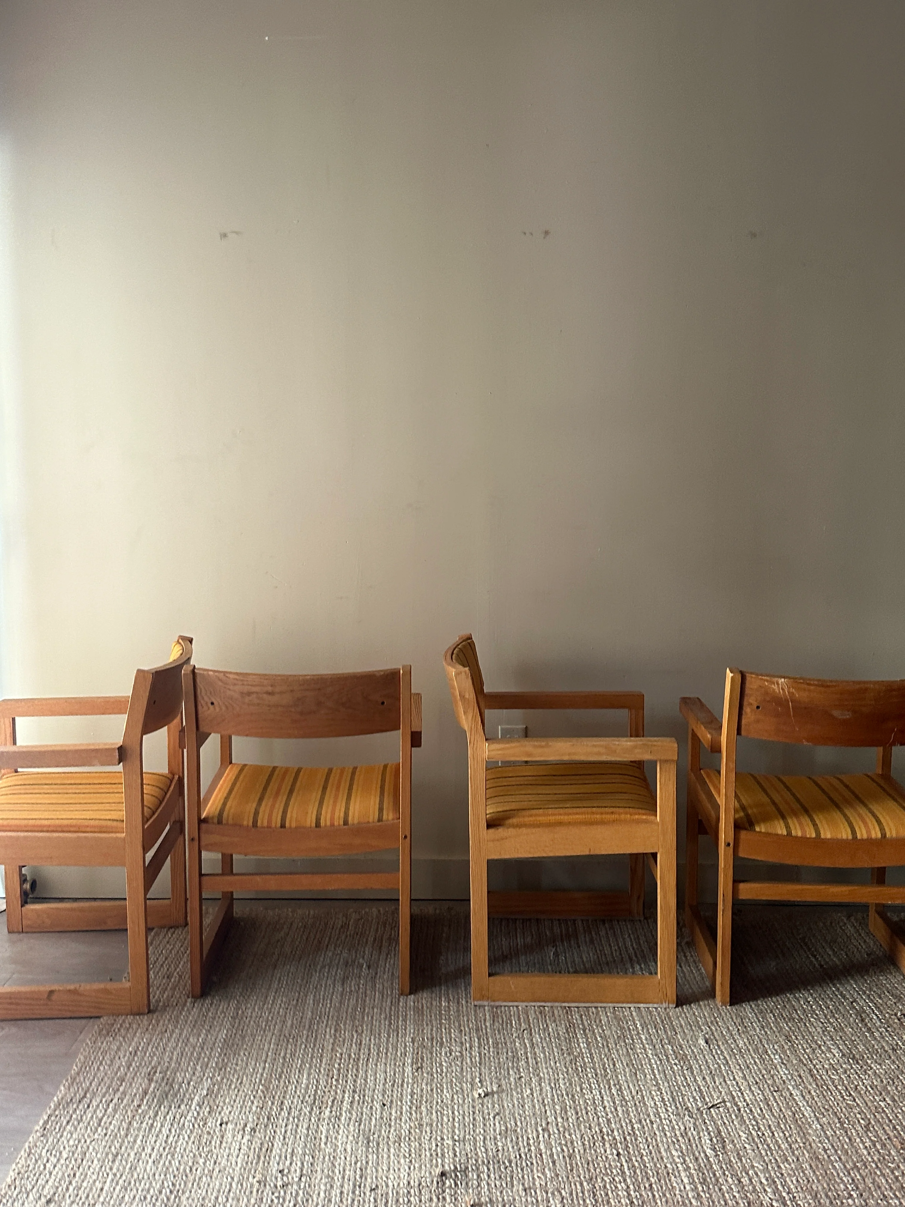 Oak armchairs. Sold individually. - Image 4