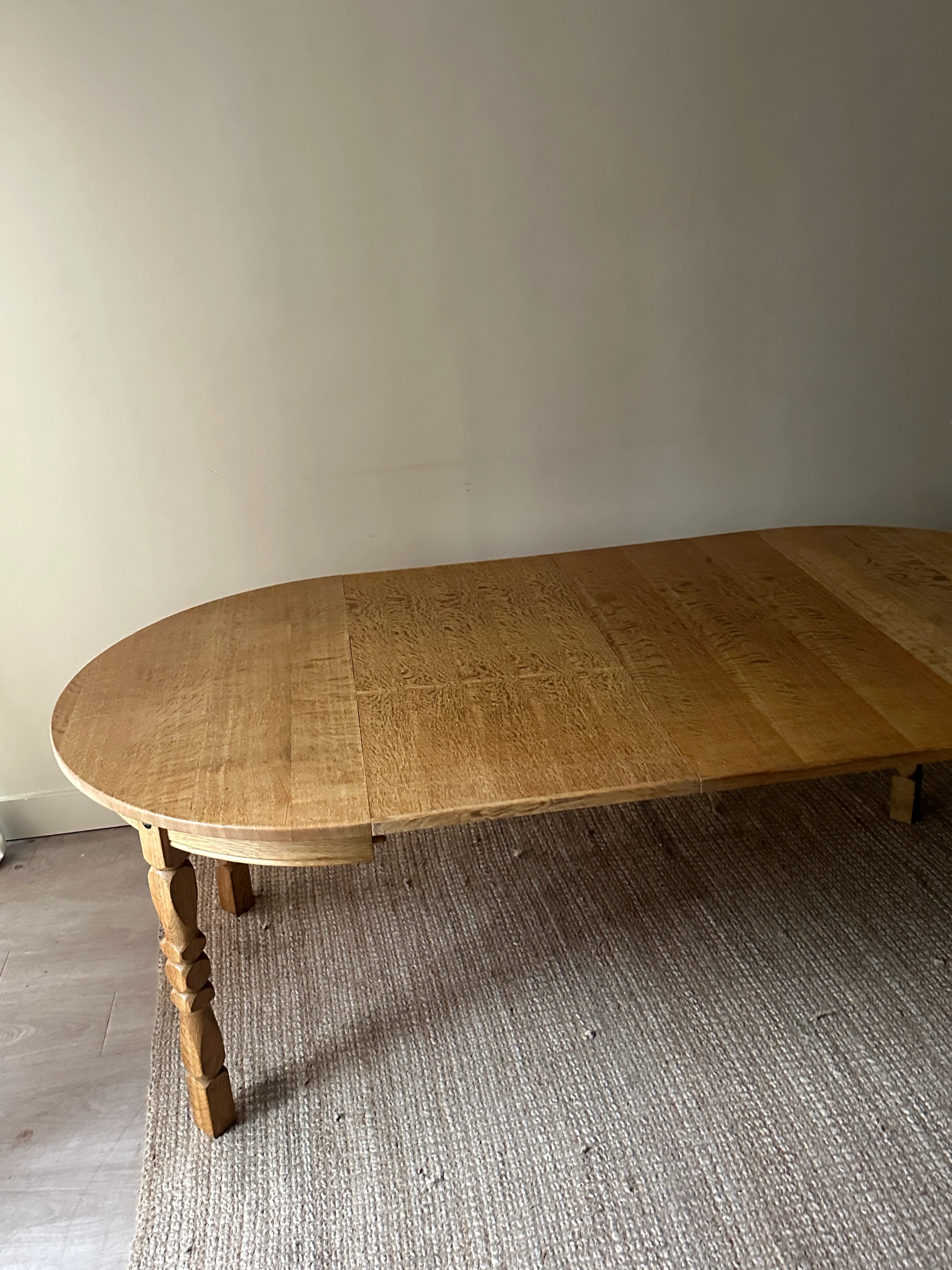 Oak dining table with leaves - Image 7