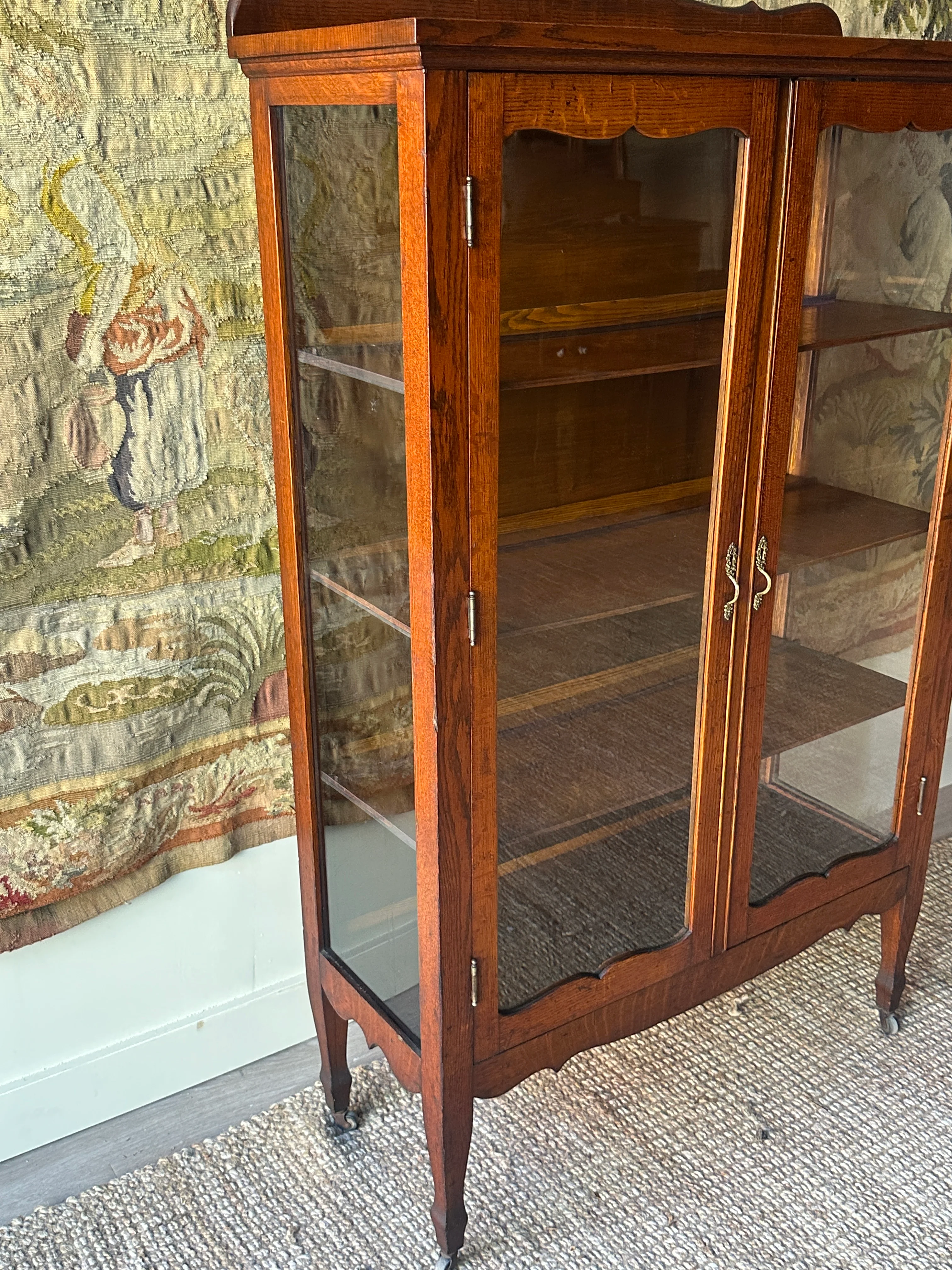 Oak display case - Image 2