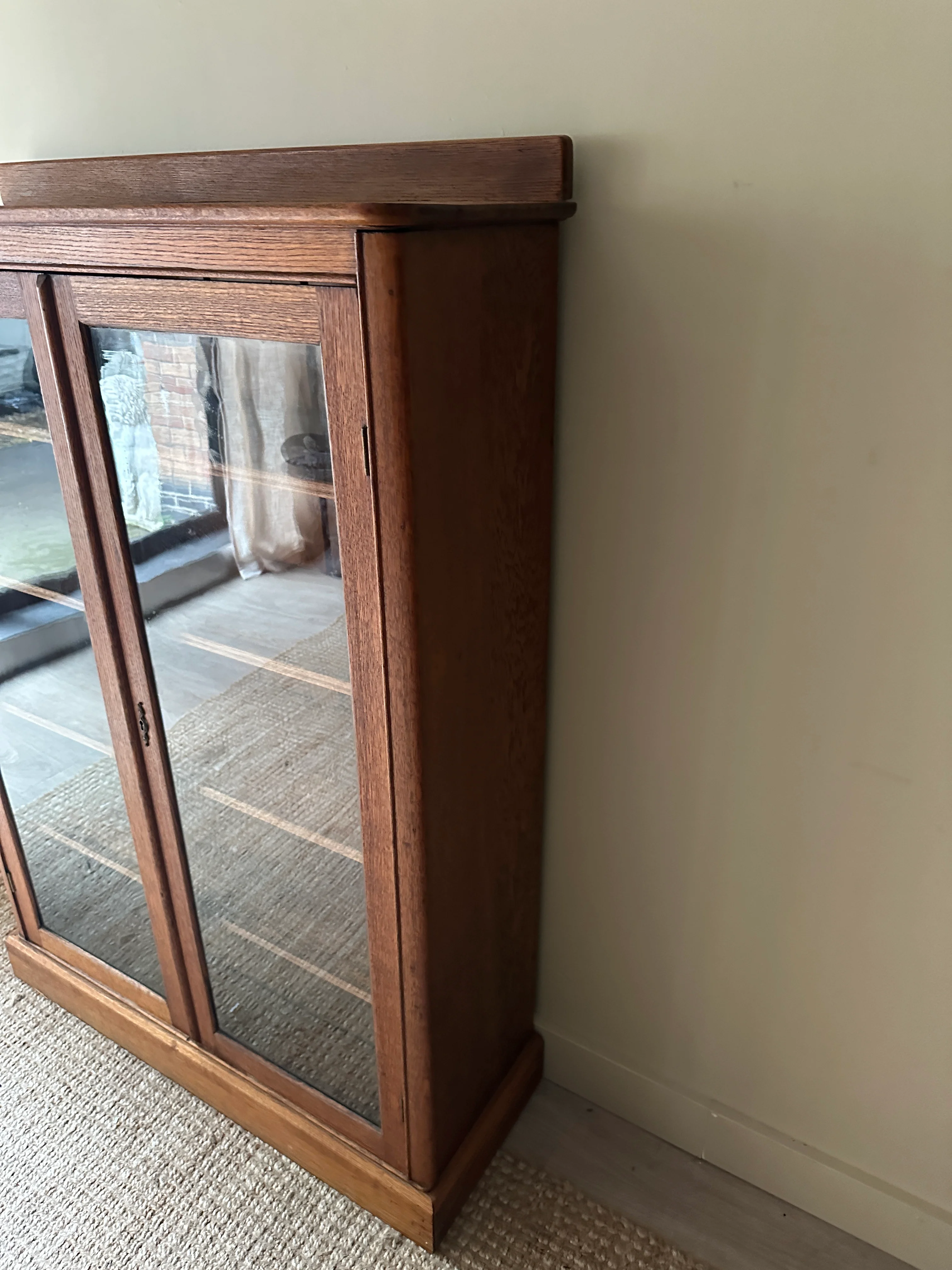 Oak display case - Image 3