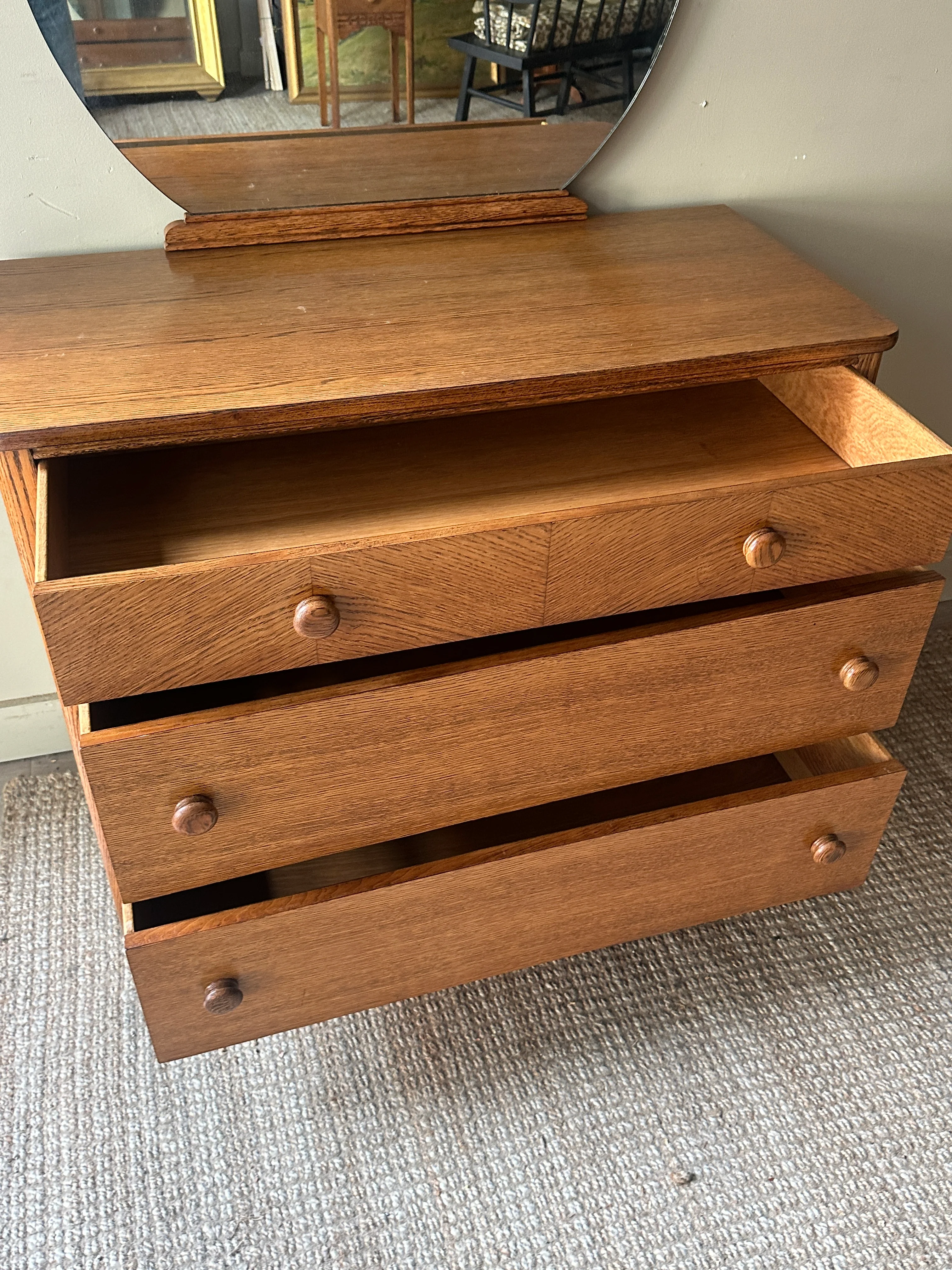 Oak dresser with vanity mirror - Image 4