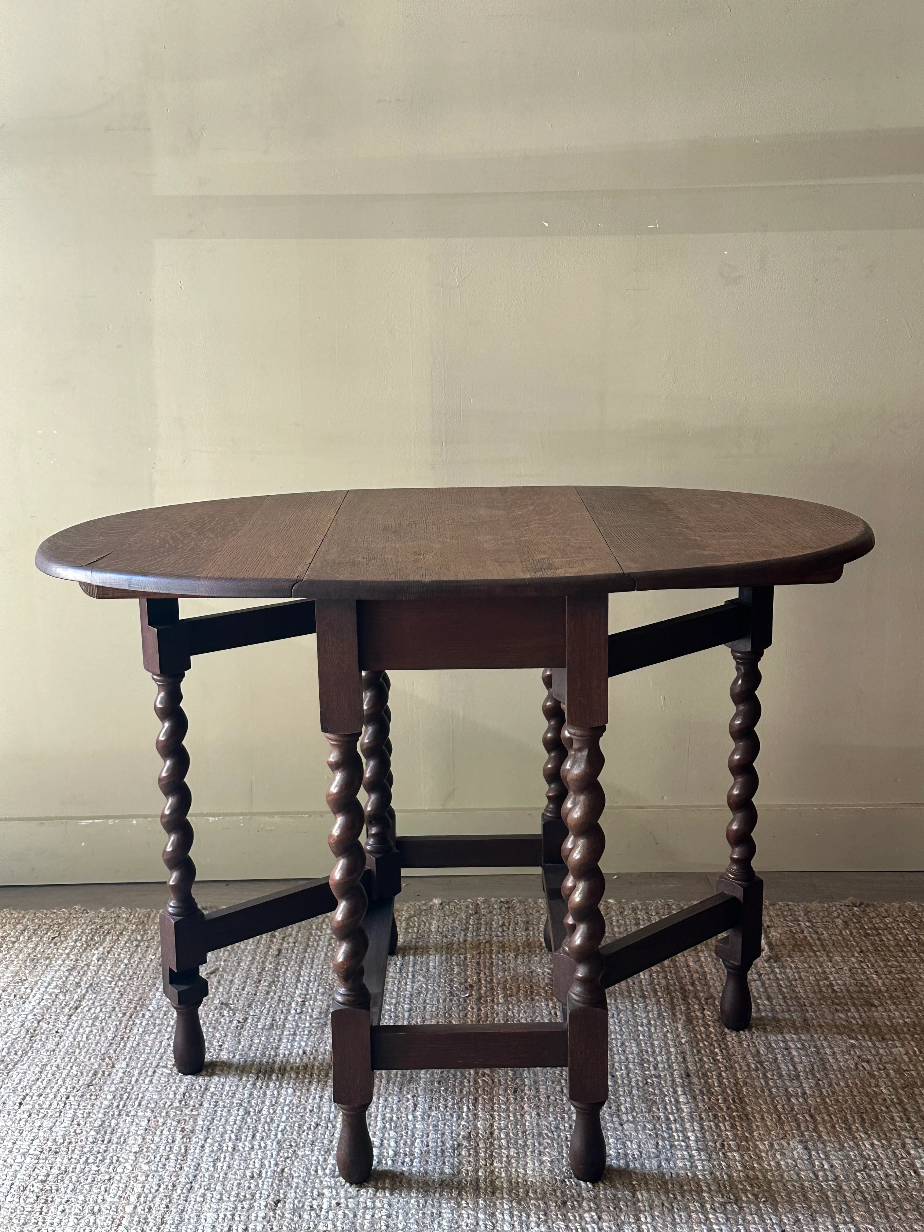 Oak gate leg table - Image 3